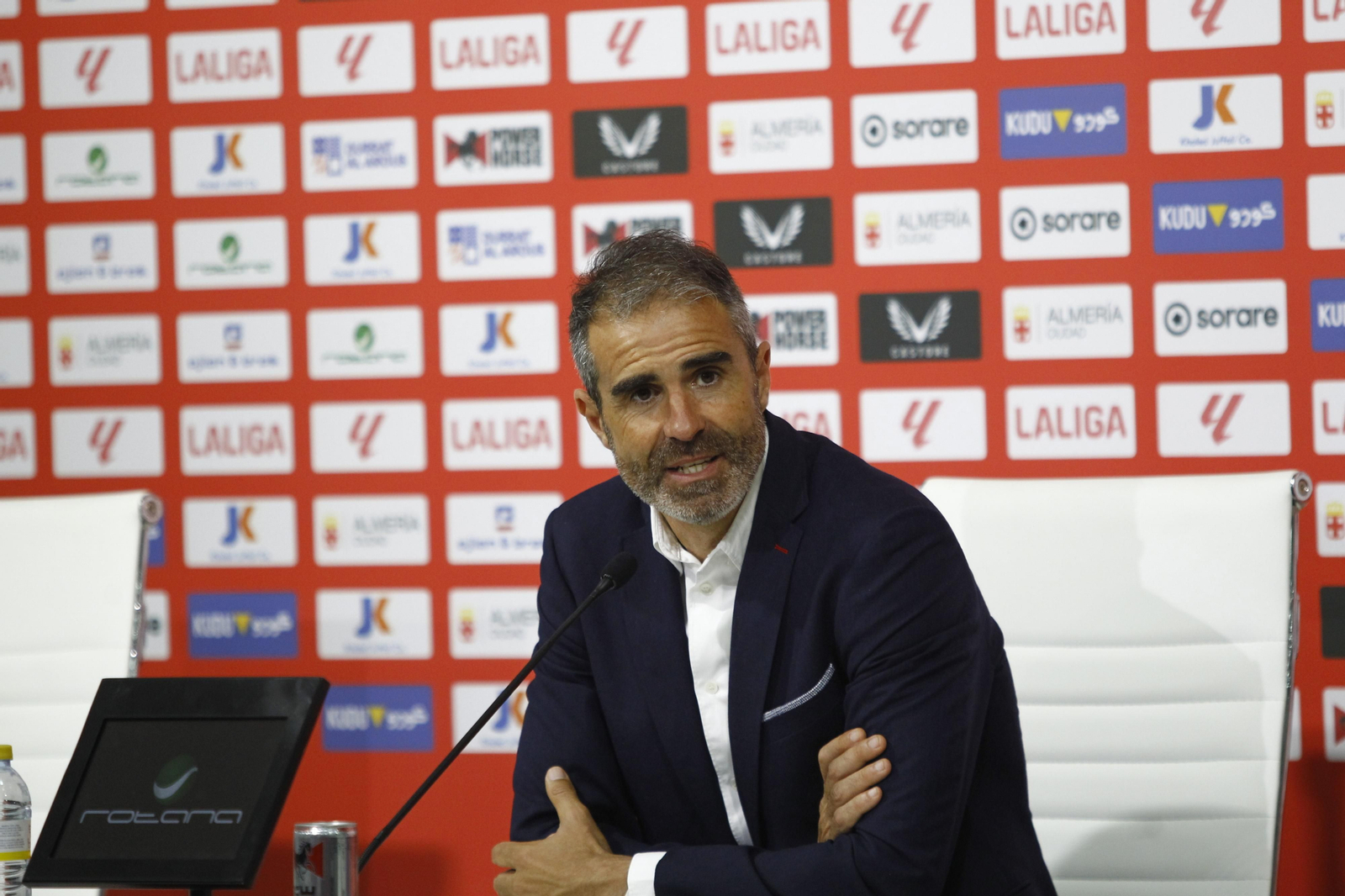 Imágenes del partido de fútbol U.D. Almería-Real Betis Balompié