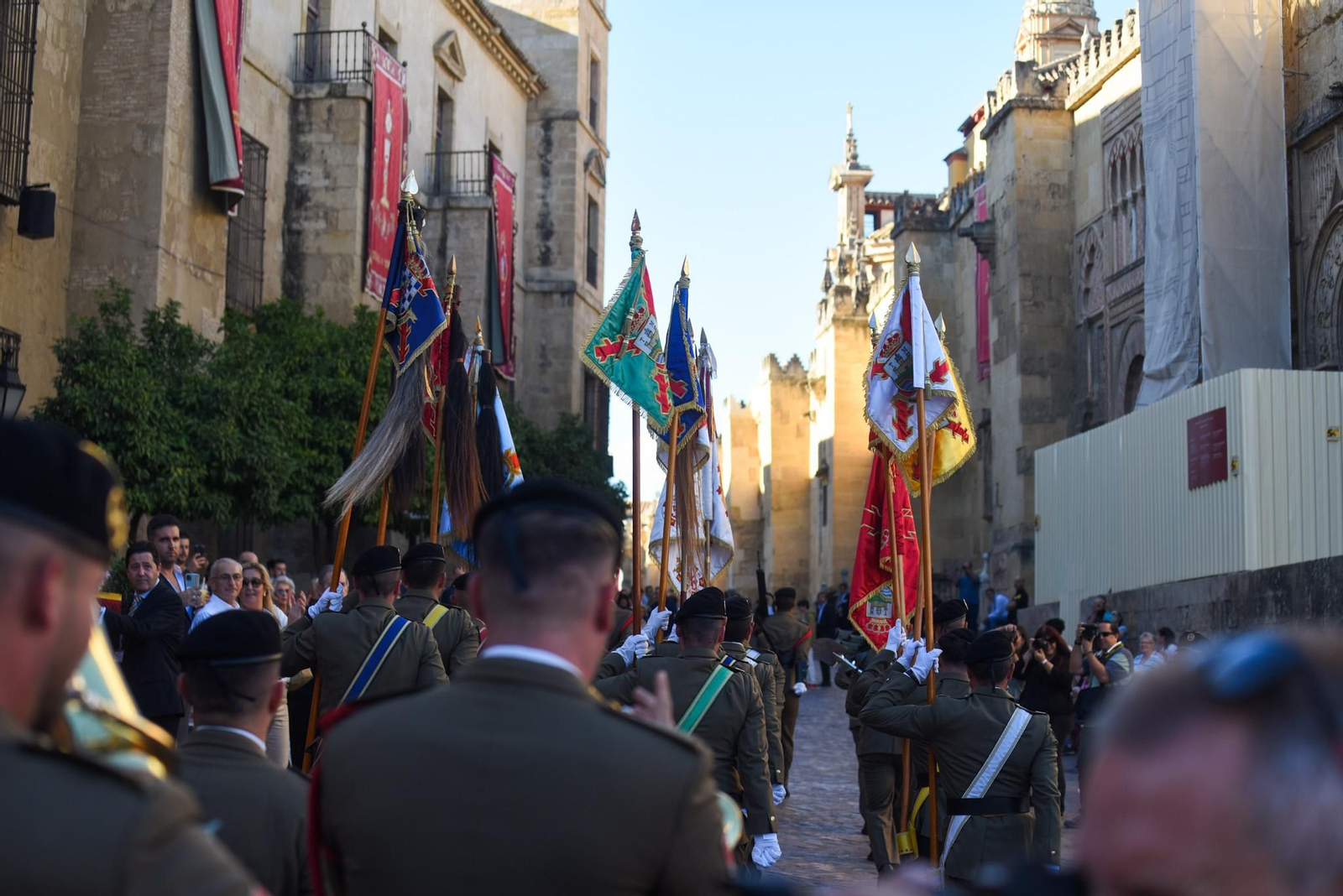 La llegada del Cristo de San Álvaro al Magno Vía Crucis
