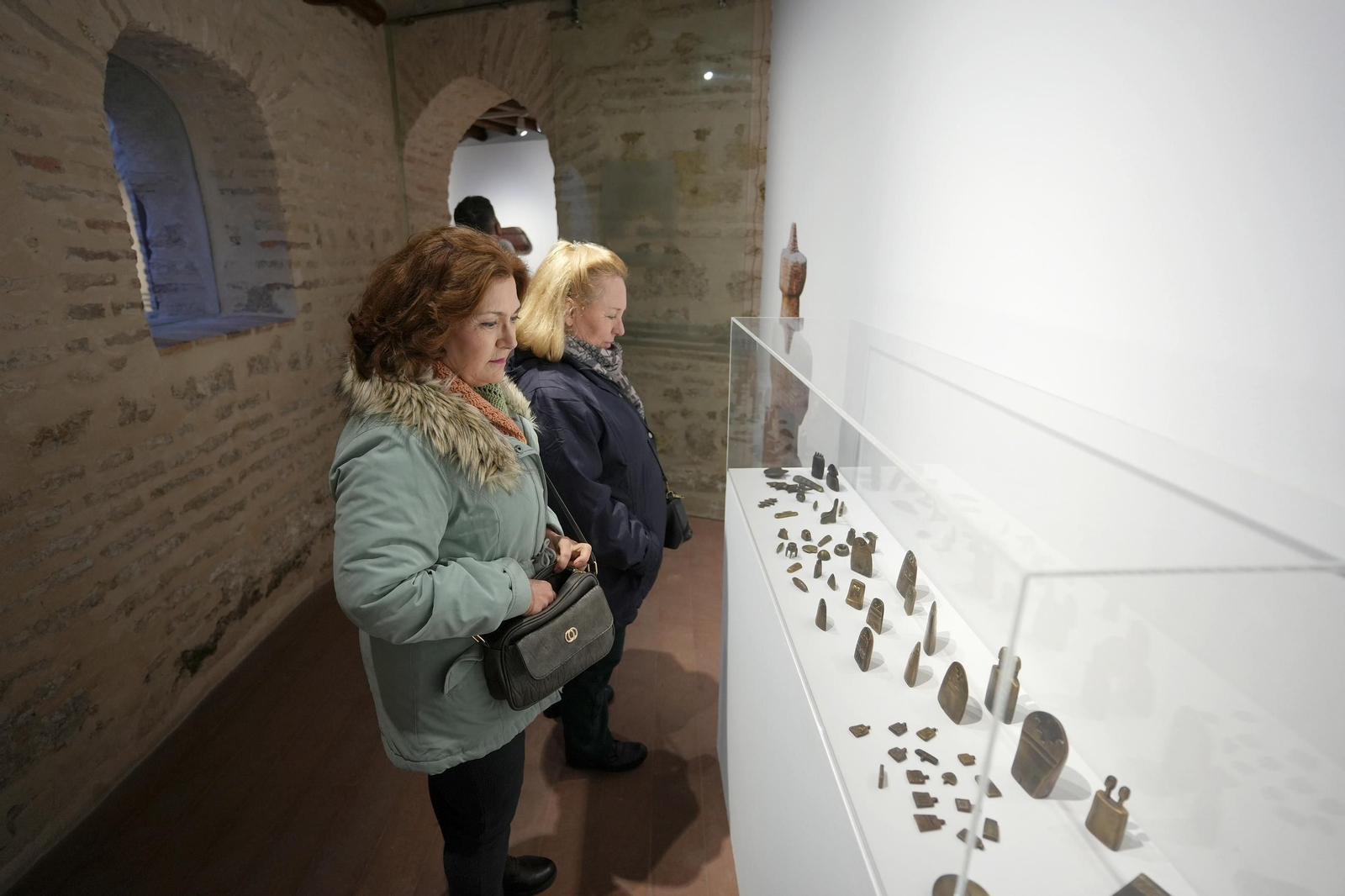 La exposición 'Rastros de Jordania' de Anees Maani en Casa Árabe de Córdoba, en imágenes