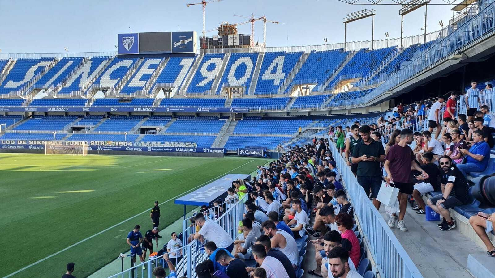 Galería: Entrenamiento del Málaga CF a puerta abierta, primero a las órdenes de Pepe Mel