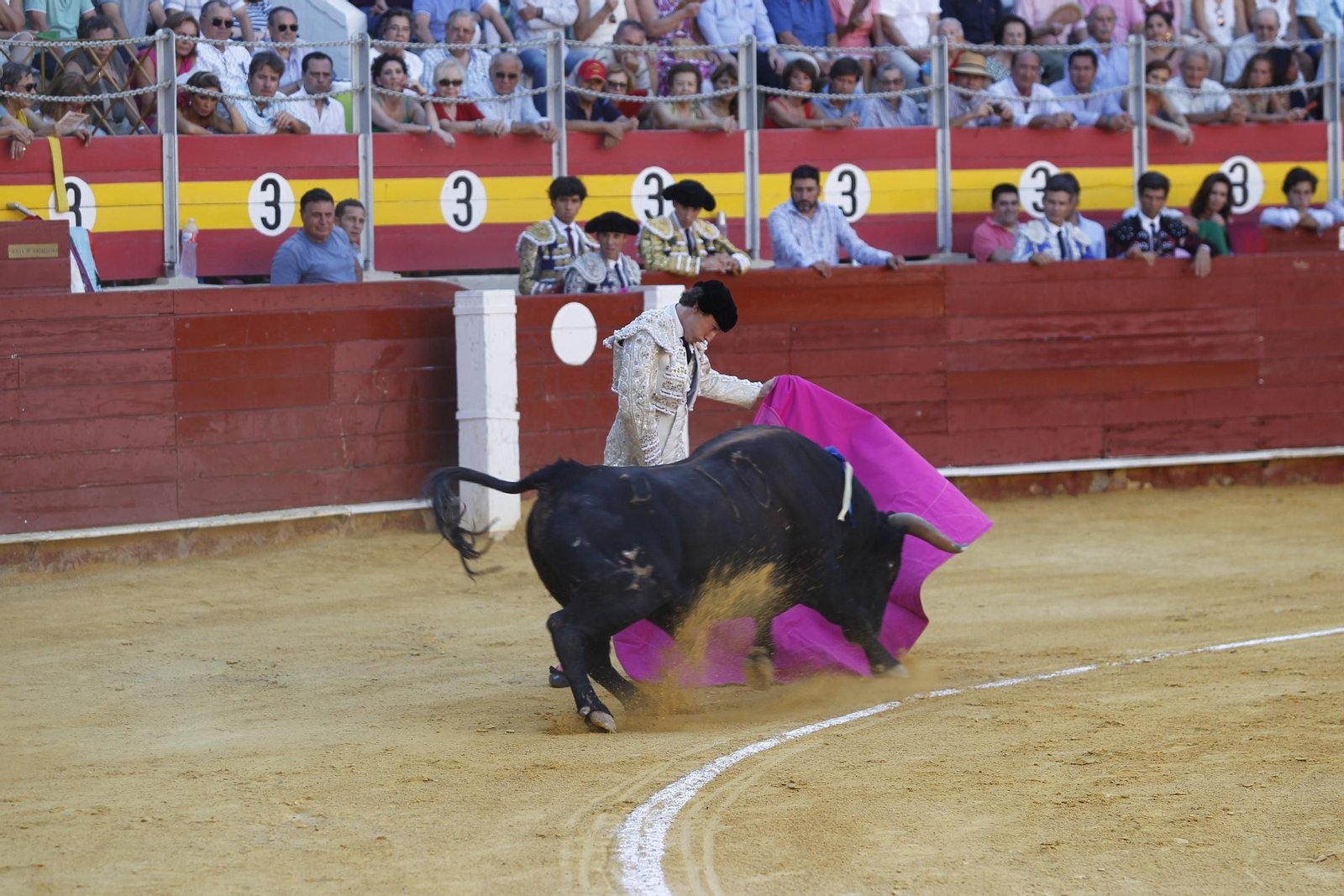 Fotogalería Primera Corrida de Toros. Feria de Almería 2019