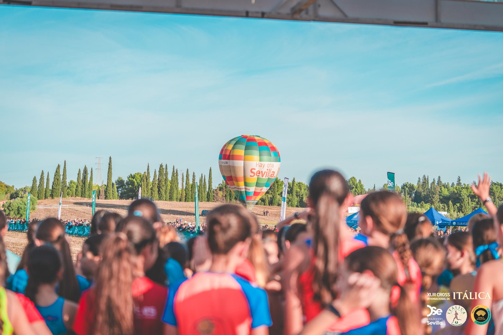 Búscate en las fotos del Cross de Itálica 2025 | 7