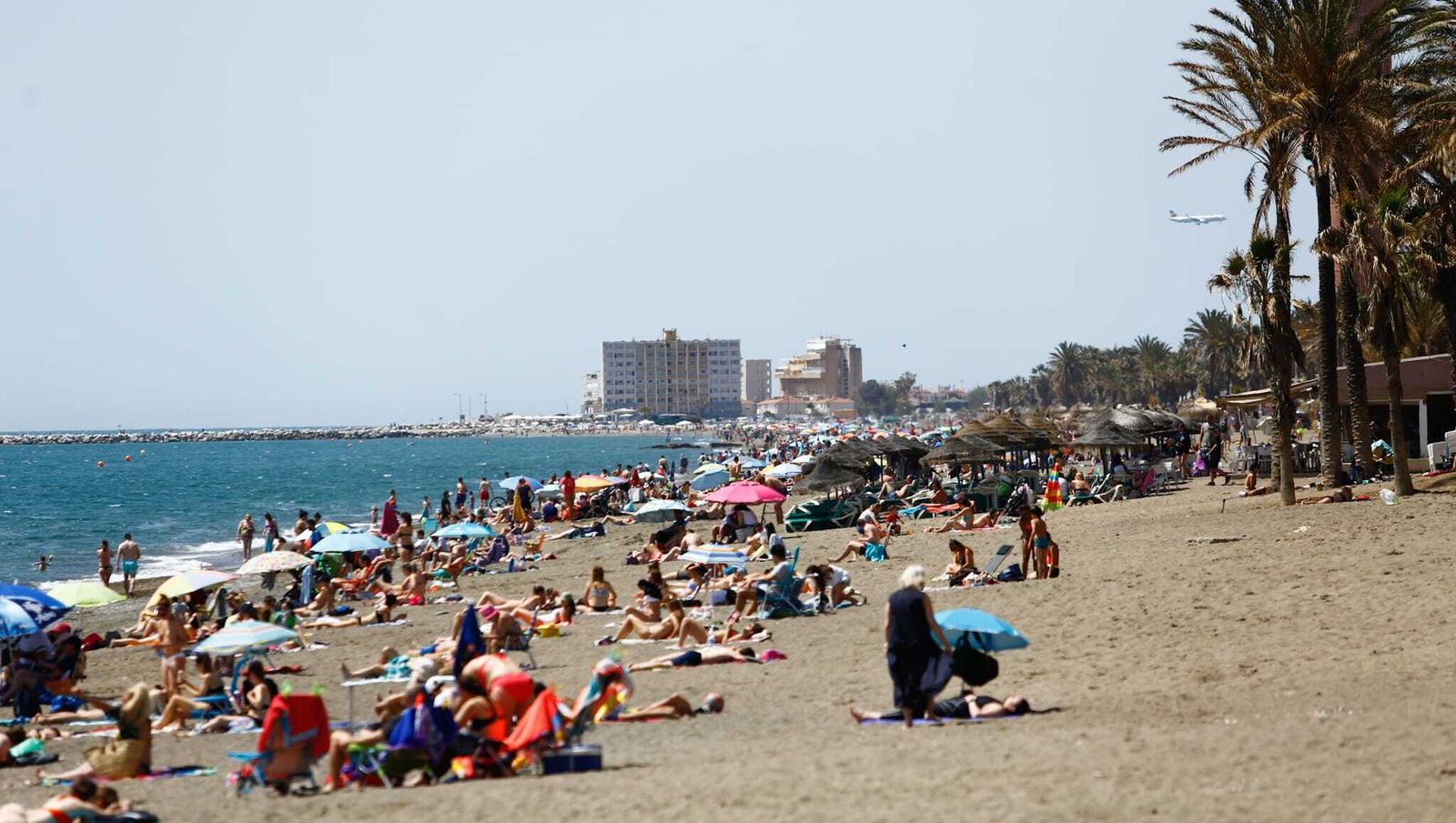 Un domingo de temperaturas altas y tiempo de playa