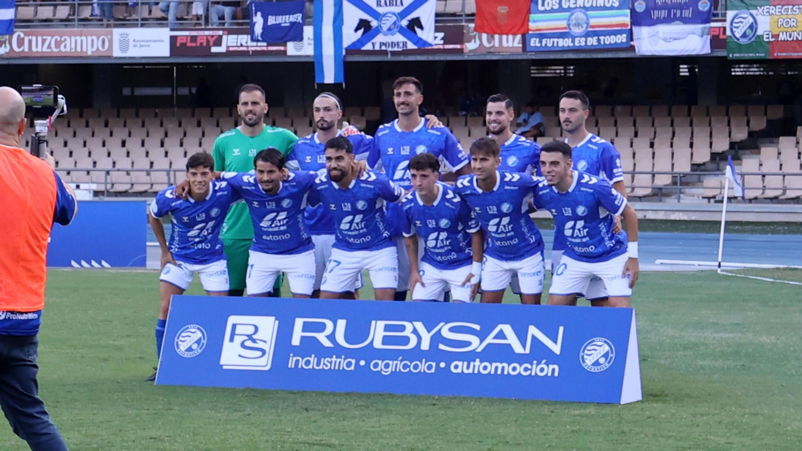 Imágenes del Xerez DFC y la Deportiva Minera en Chapín