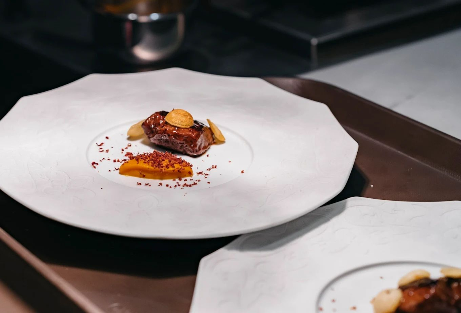 Uno de los platos de Código de Barra