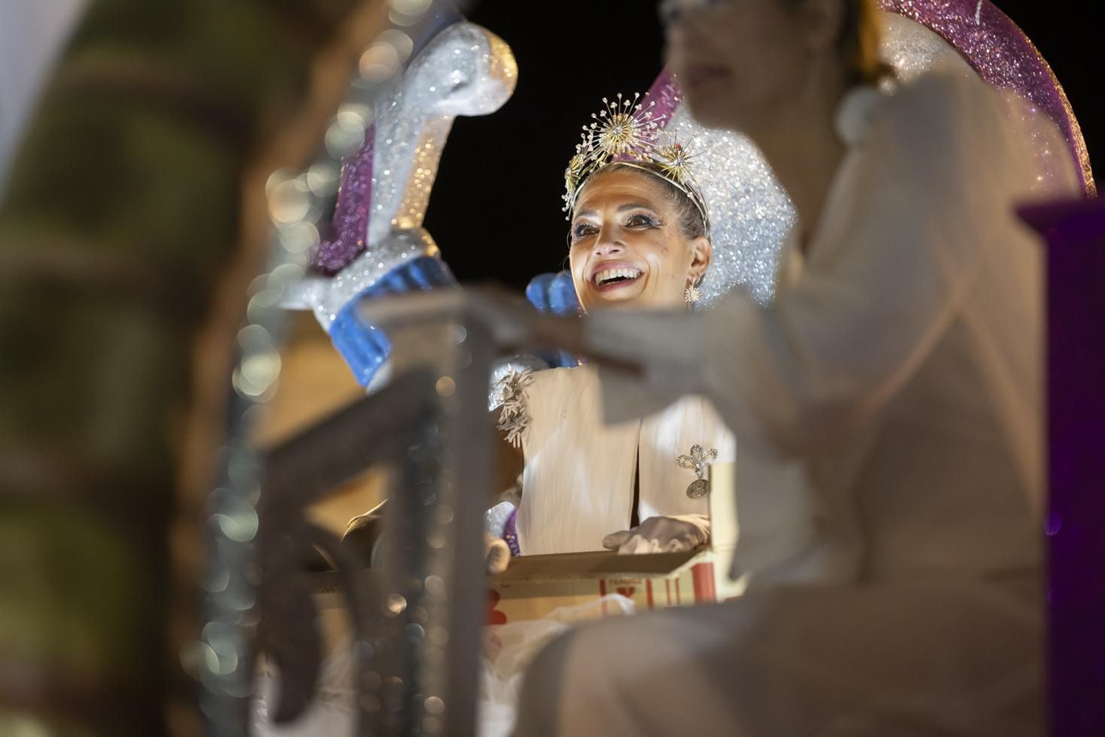 Imágenes de las Cabalgatas de los Reyes Magos de Huelva 2024