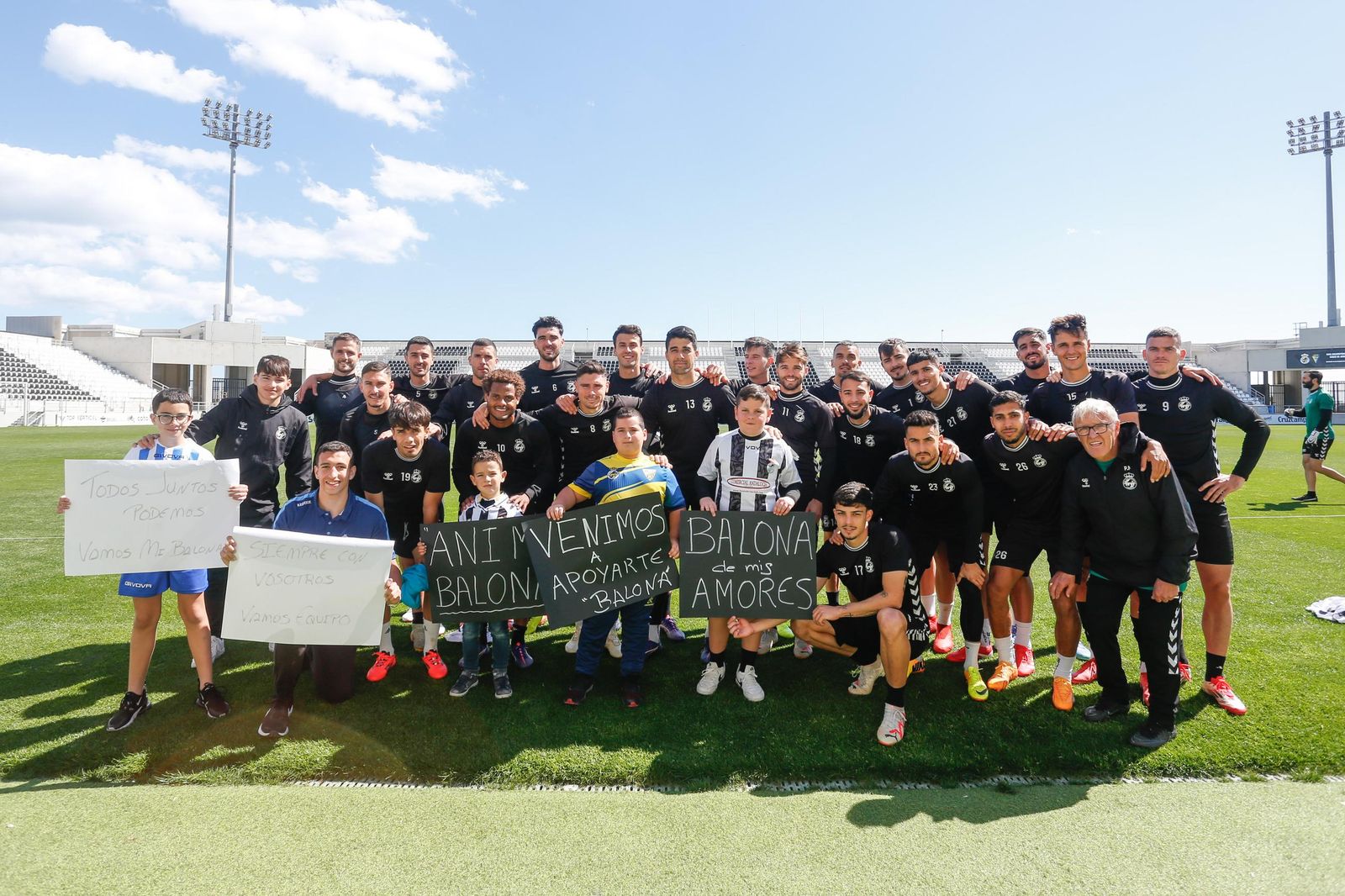 Las fotos del entrenamiento de la Balona previo al partido con el Cádiz Mirandilla, con Andrés Roldán presente