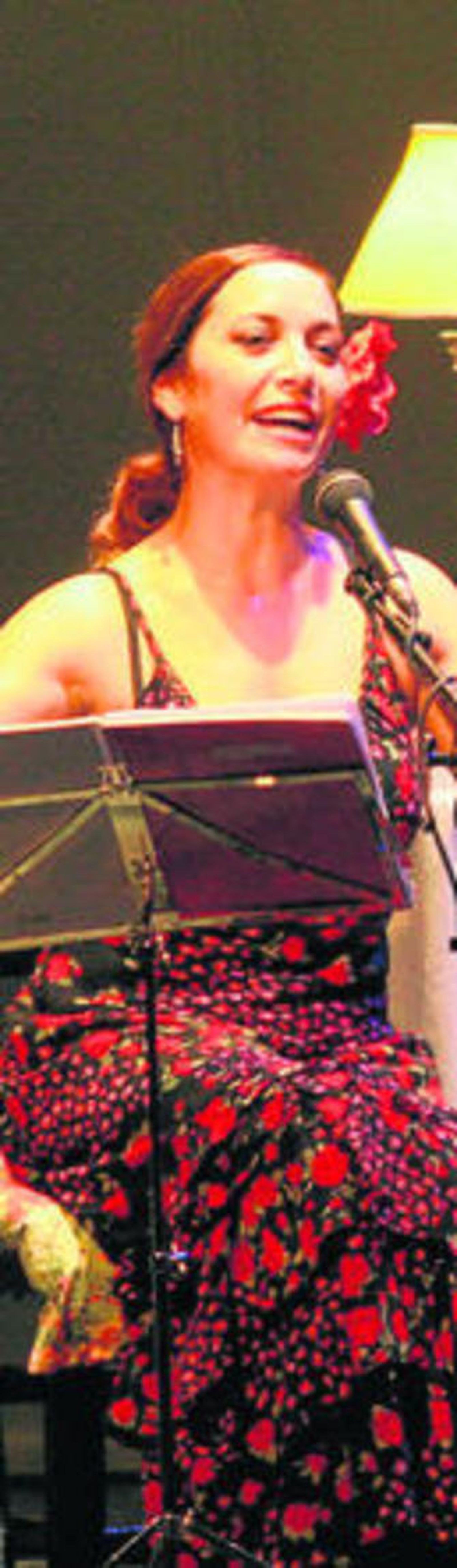 Inma 'La Bruja' y su surrealismo por alegrías