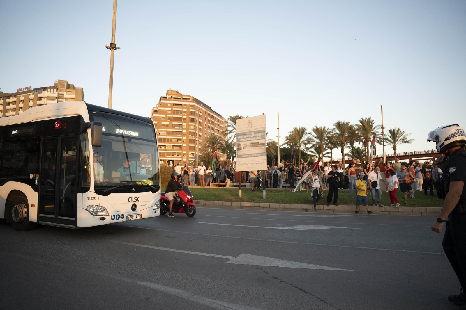 Manifestación convocada por la Plataforma Almería por Palestina