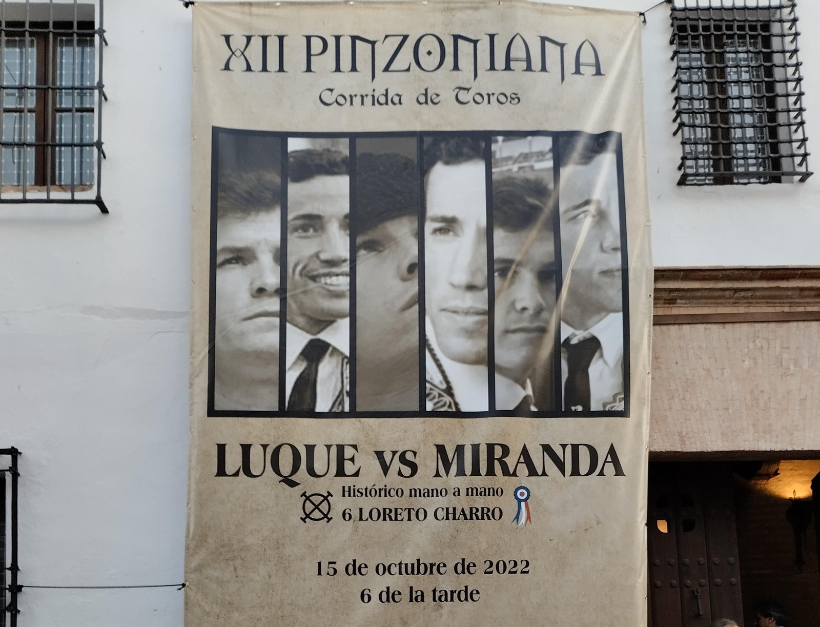 Luque y  David de Miranda con toros de Loreto Charro en la Pinzoniana del 15 de octubre