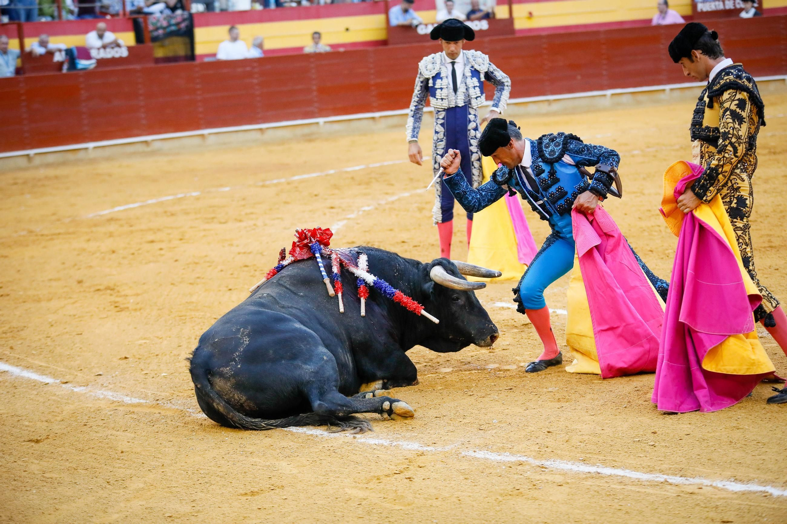 Imágenes de la corrida de toros en Roquetas de Mar