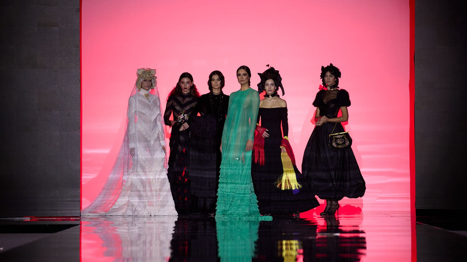 El desfile de José Hidalgo en Simof 2026.