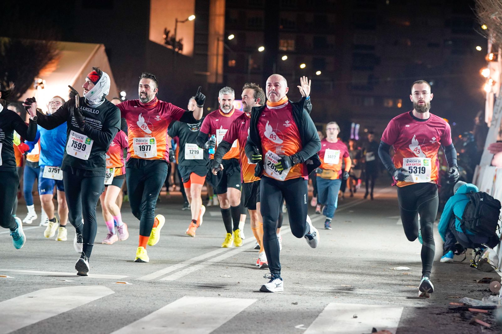 En imágenes: búscate en tu llegada a meta de la Carrera de San Antón 2026 (1)