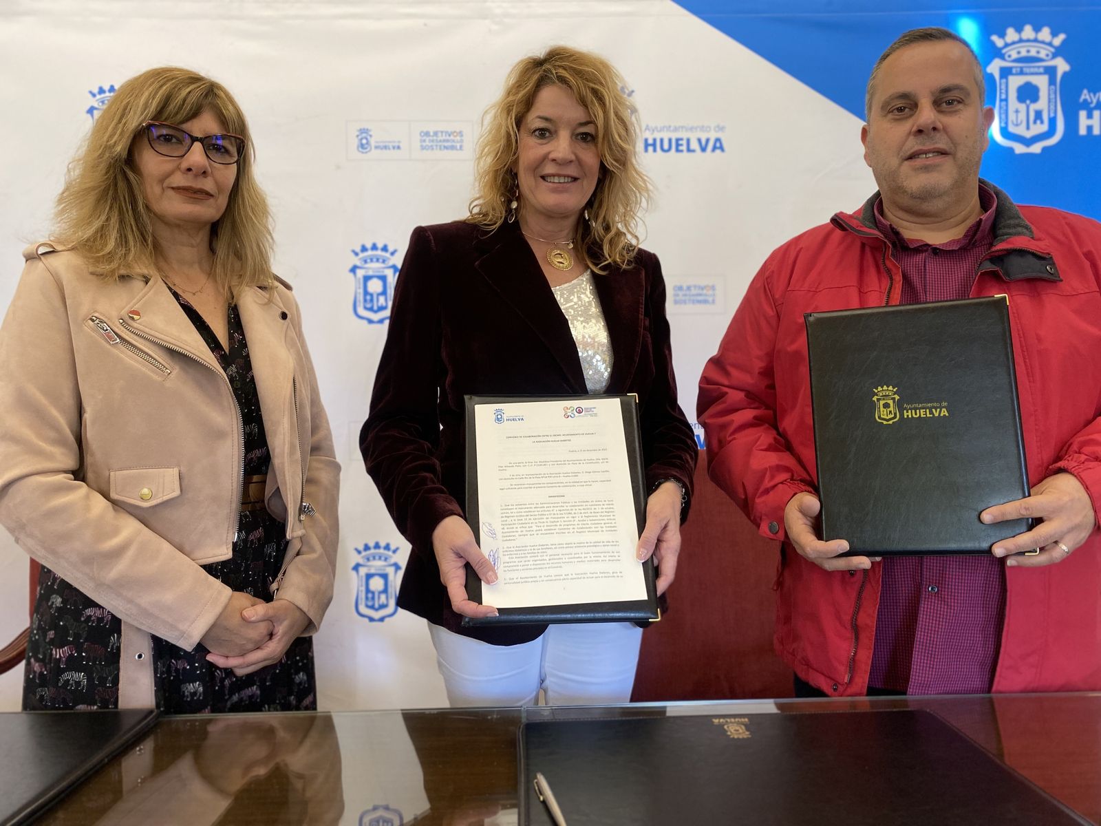 Firma del convenio de Huelva Diabetes y el Ayuntamiento de Huelva