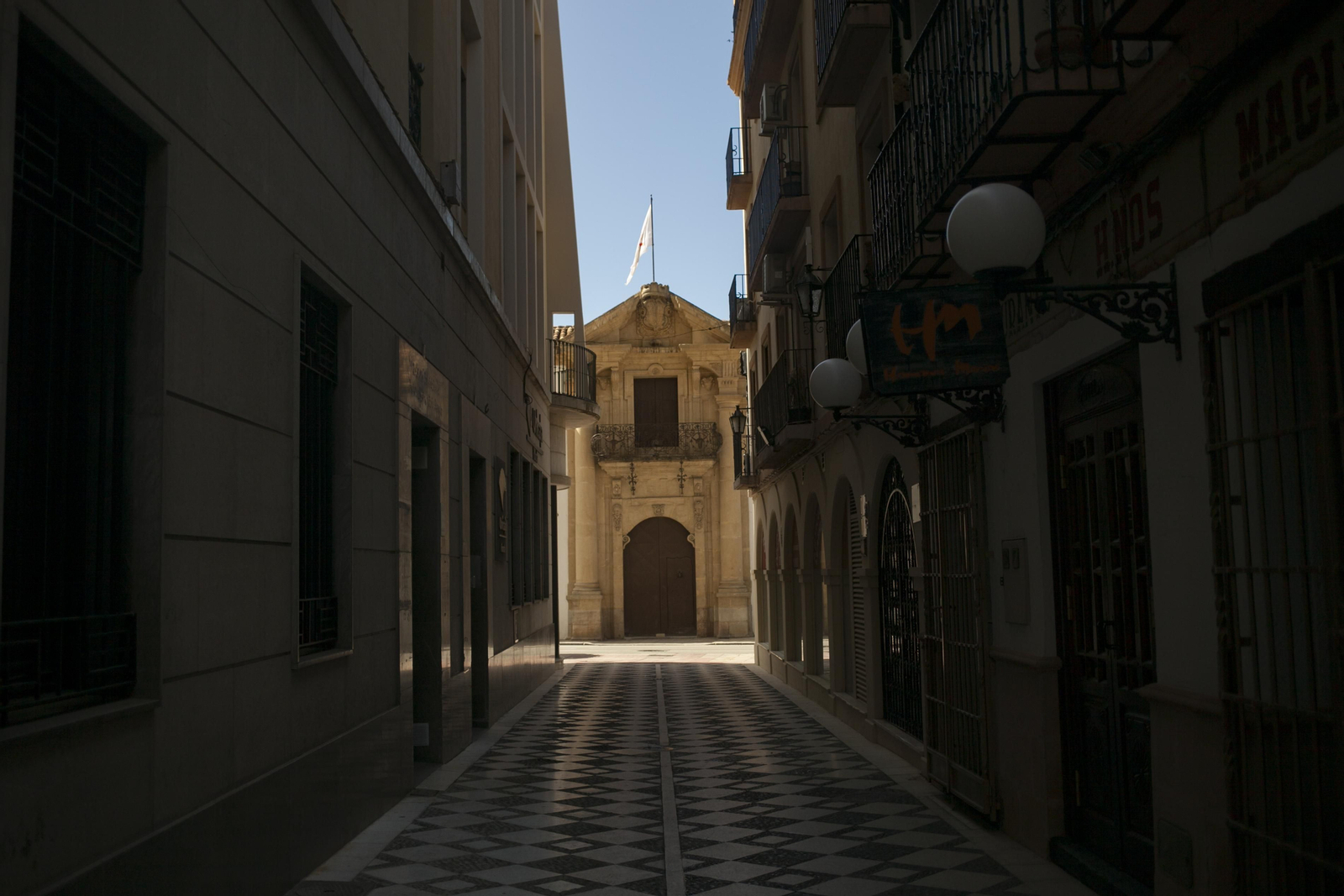 Entrada principal de la plaza de toros de Ronda