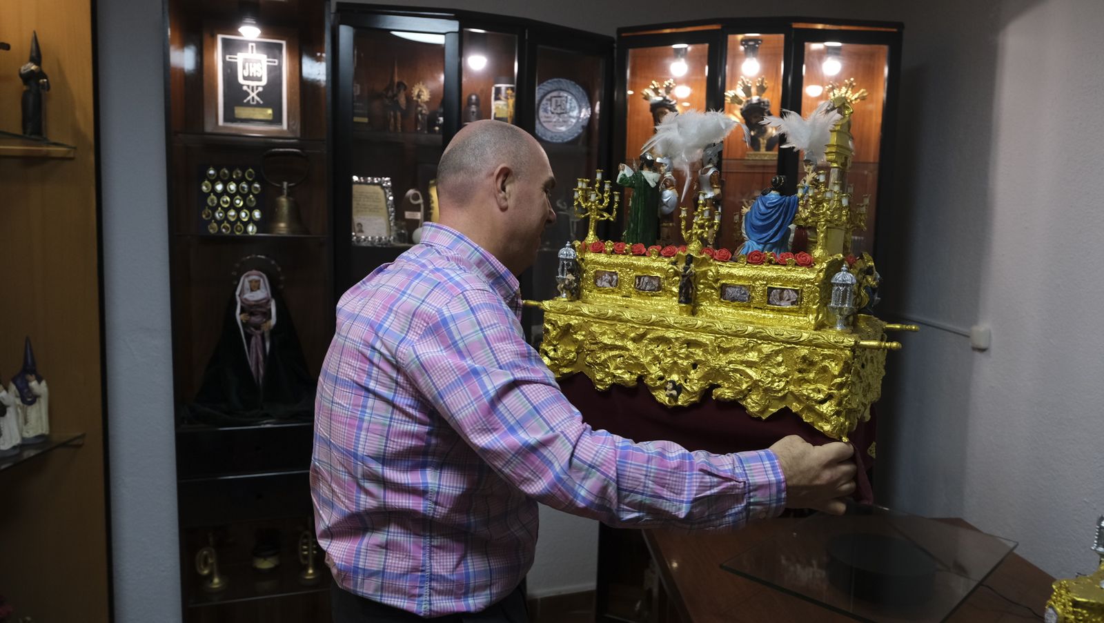 Fotogalería de la colección en miniatura de la Semana Santa de Almería.