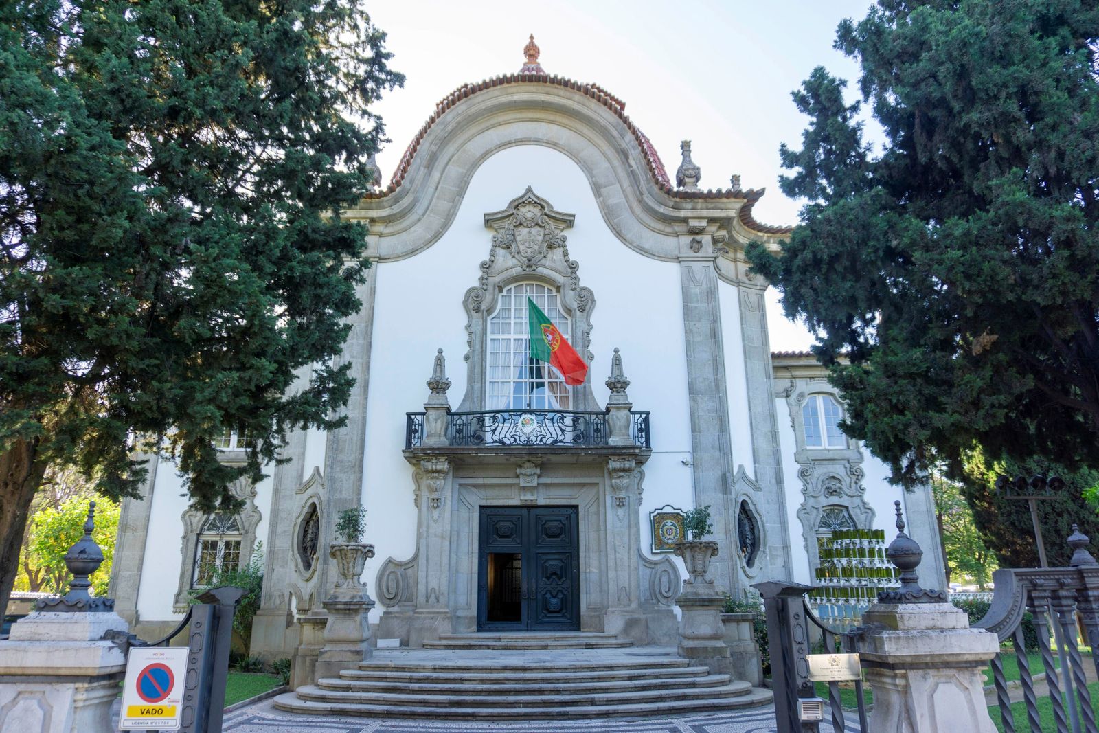 España cambió la hora  y Portugal el tiempo