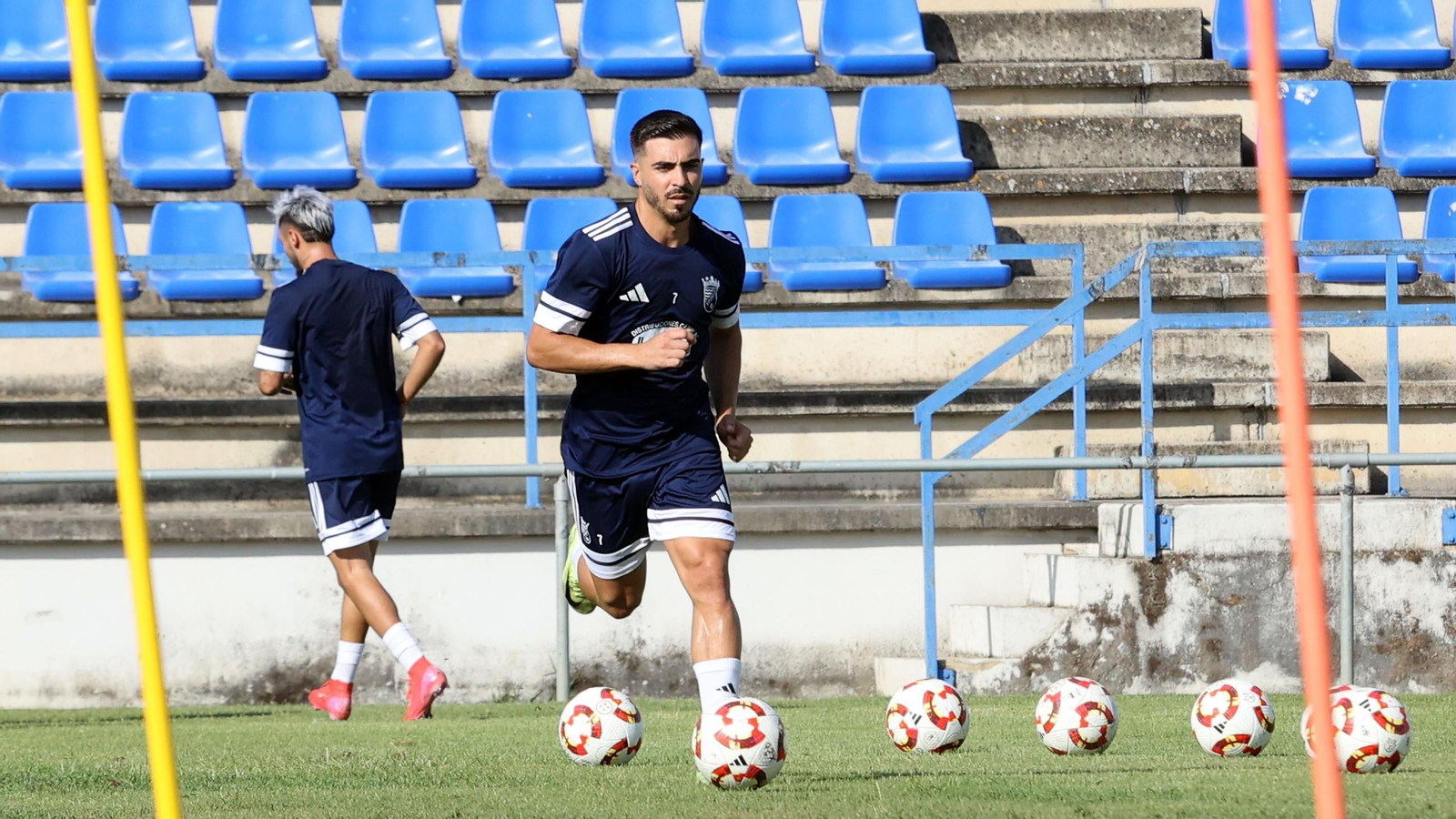 Primer entrenamiento del Xerez CD en el Pedro Garrido de Jerez