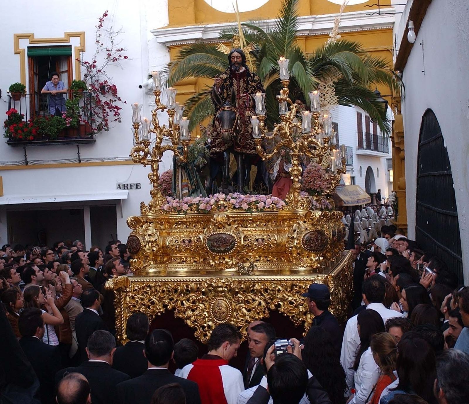 Las mejores imágenes del Santo Entierro Grande de 2004