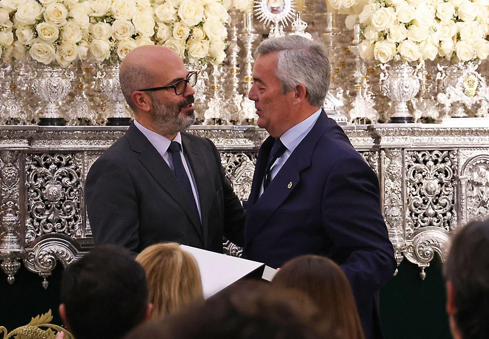 Imágenes del ambiente en la Exaltación a la Saeta de Huelva