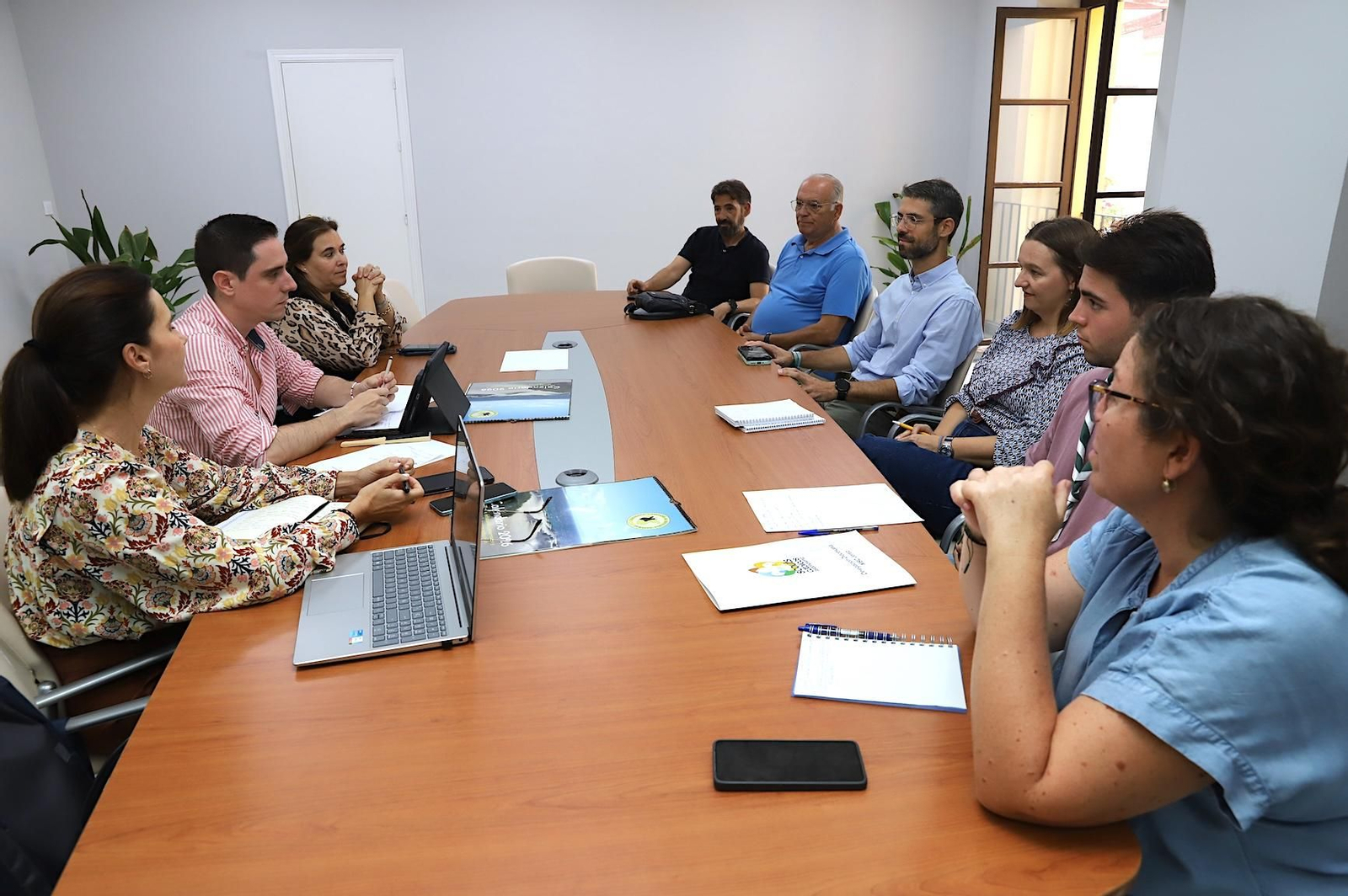 Jaime Espinar reunido con representantes de diversas entidades sin ánimo de lucro que defienden el medio natural de Jerez.