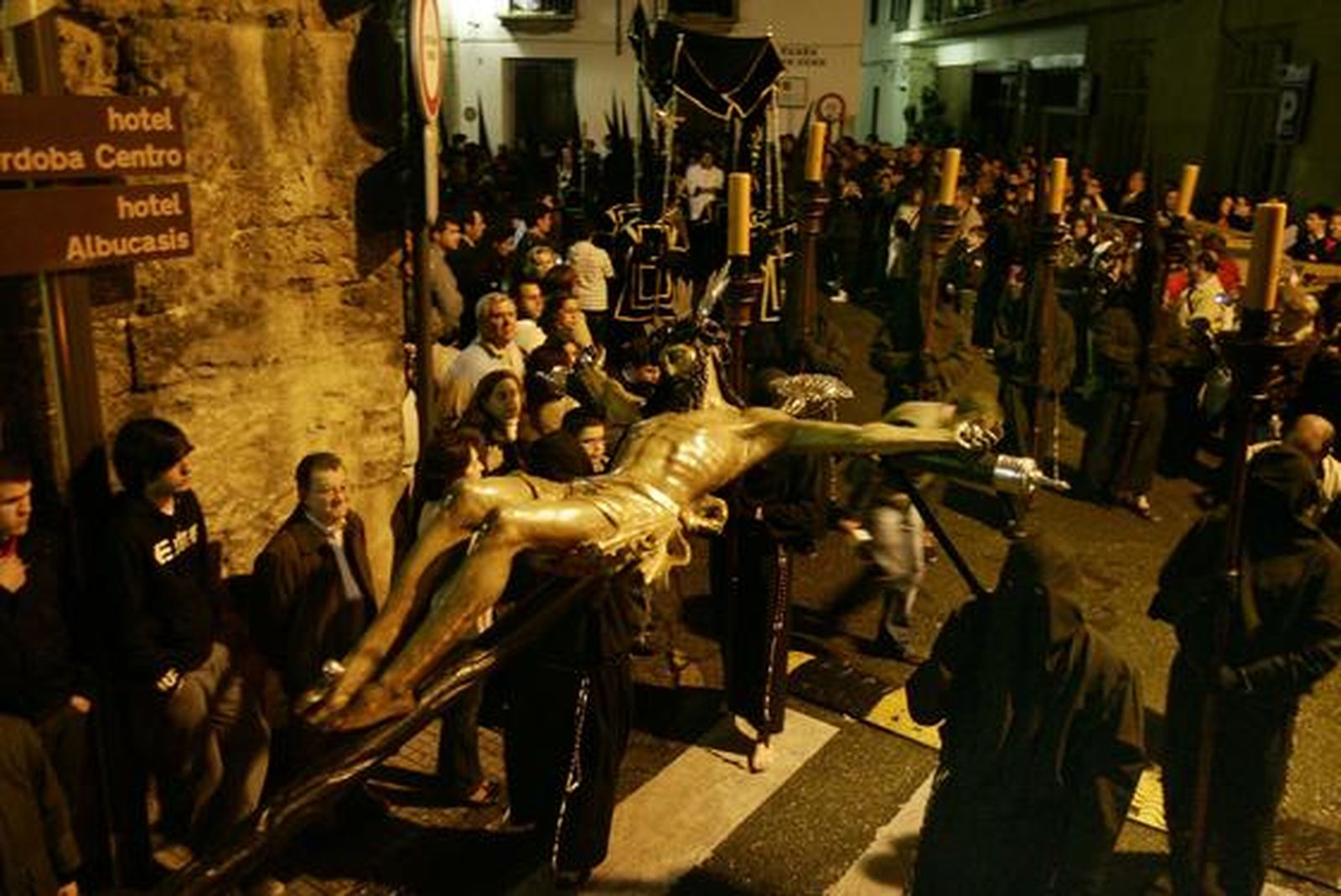 El Cristo de la Salud, instantes después de la salida de la Trinidad. / Óscar Barrionuevo
