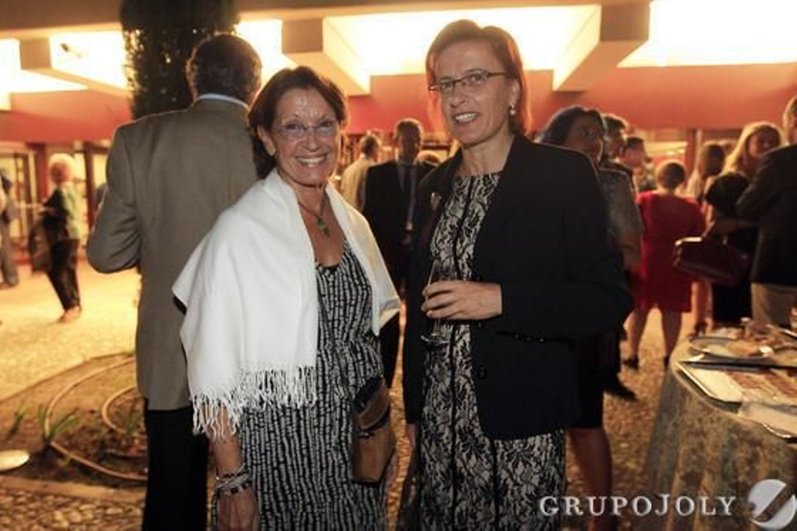 La delegada provincial de Educación de la Junta de Andalucía, Ana Gámez, junto con Marieta Torné.

Foto: Pepe Villoslada-Lucia Rivas