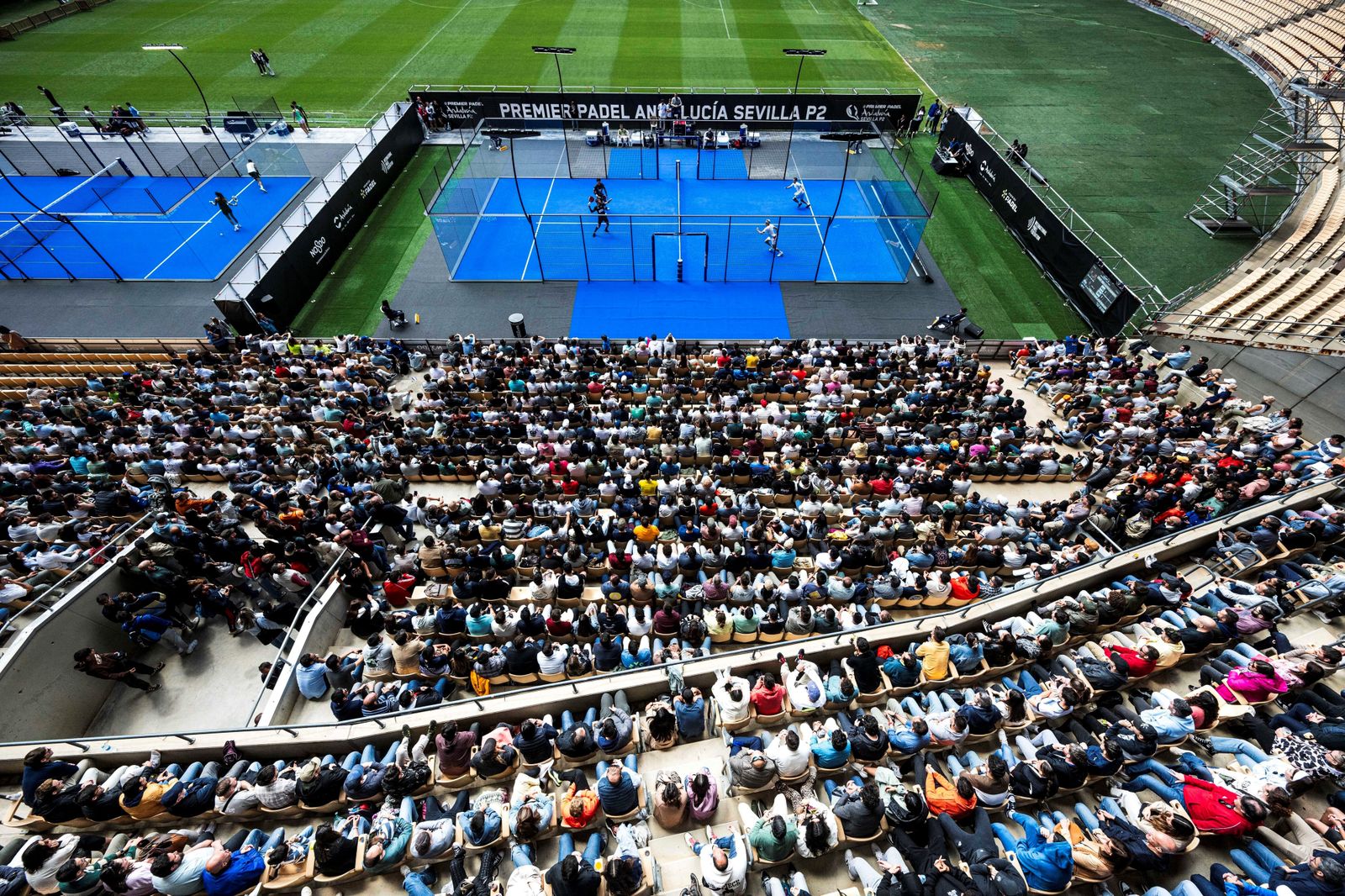 Las mejores fotos de la segunda jornada del pádel en el Estadio de la Cartuja