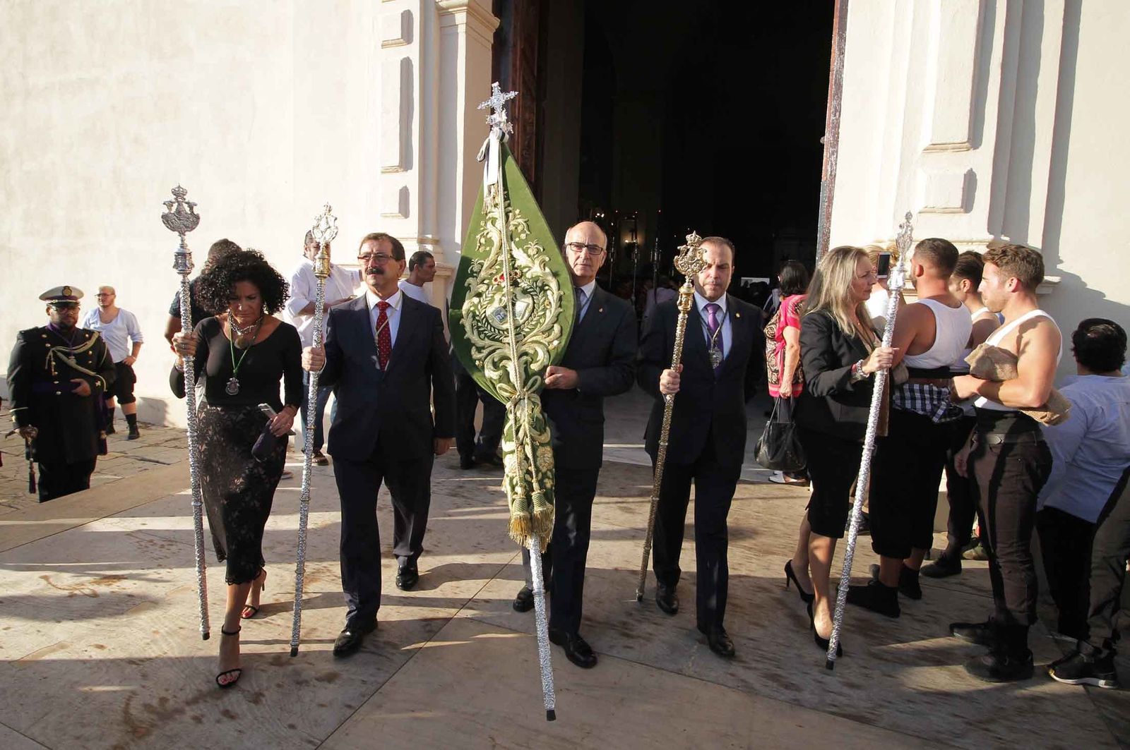 Imágenes del Señor de Pasión en la procesión del centenario de la hermandad