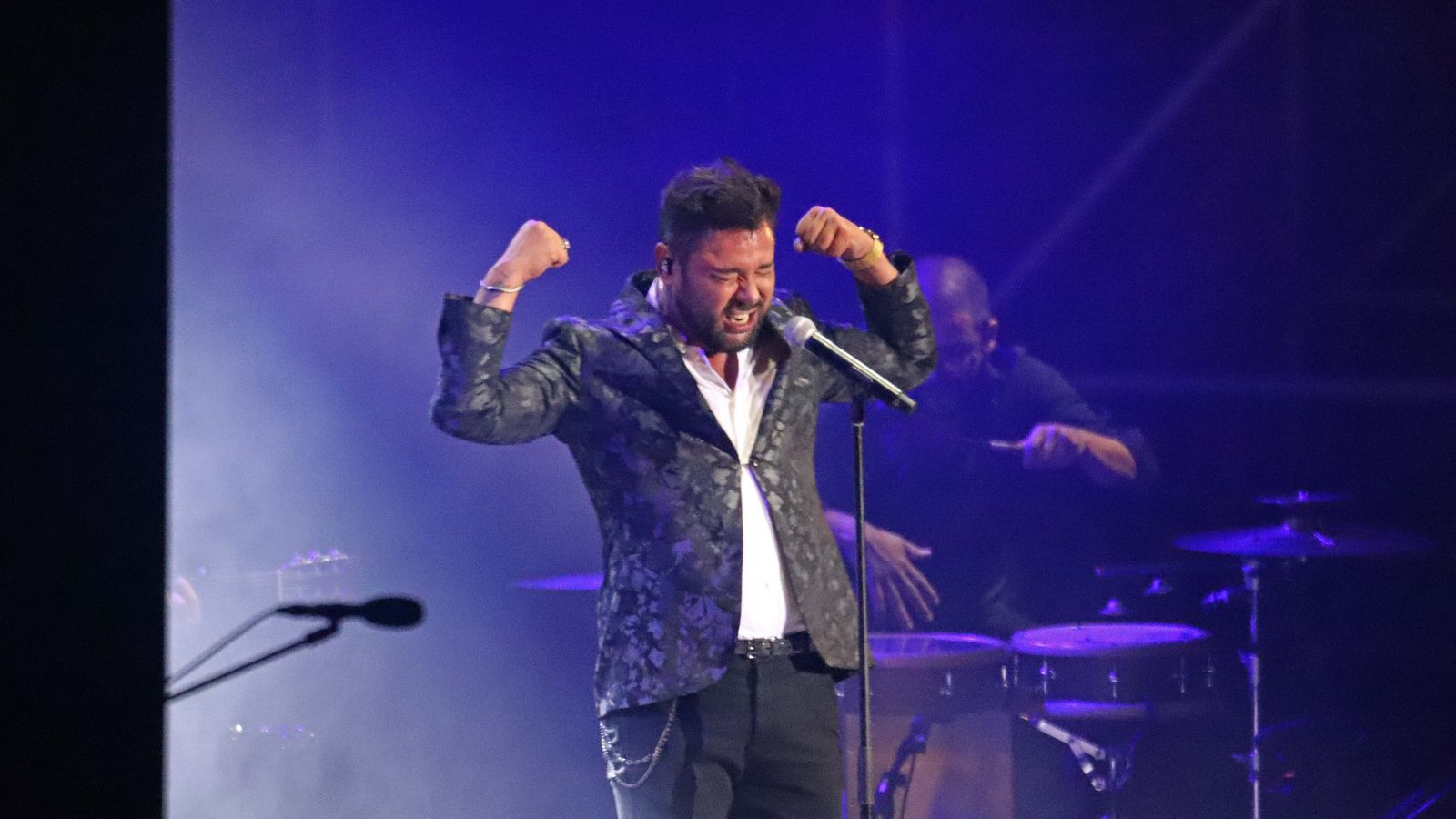 Las mejores fotos del concierto de Miguel Poveda en Algeciras