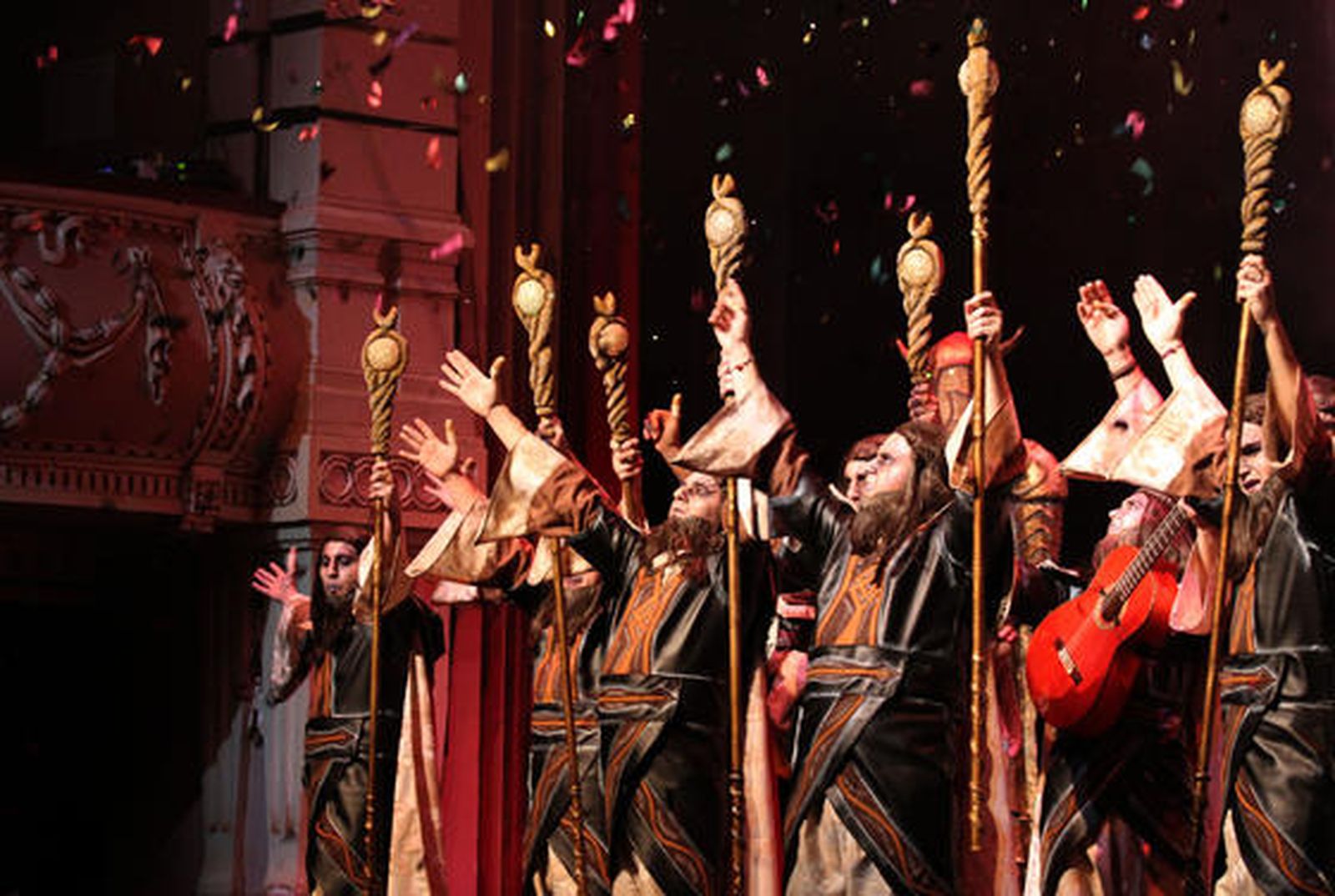 Comparsa Por arte de magia

Foto: Canterla