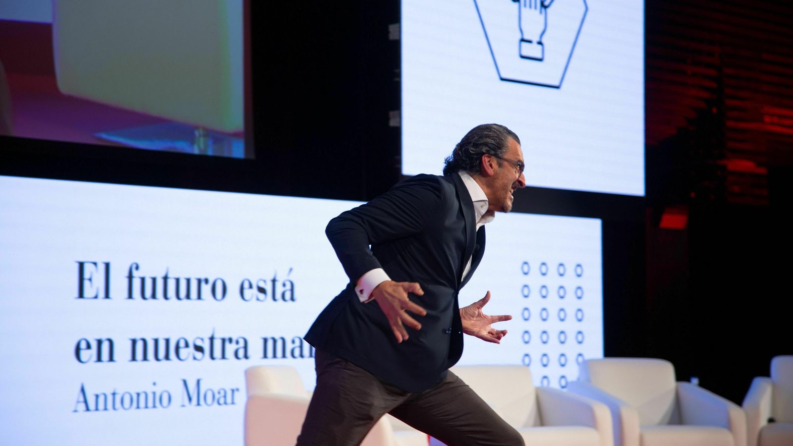 Antonio Moar en un momento de su ponencia.