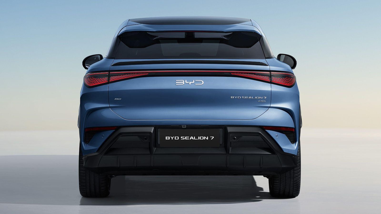 El diseño del Sealion 7 recuerda mucho al de otros modelos de BYD de reciente lanzamiento, como el Seal U.