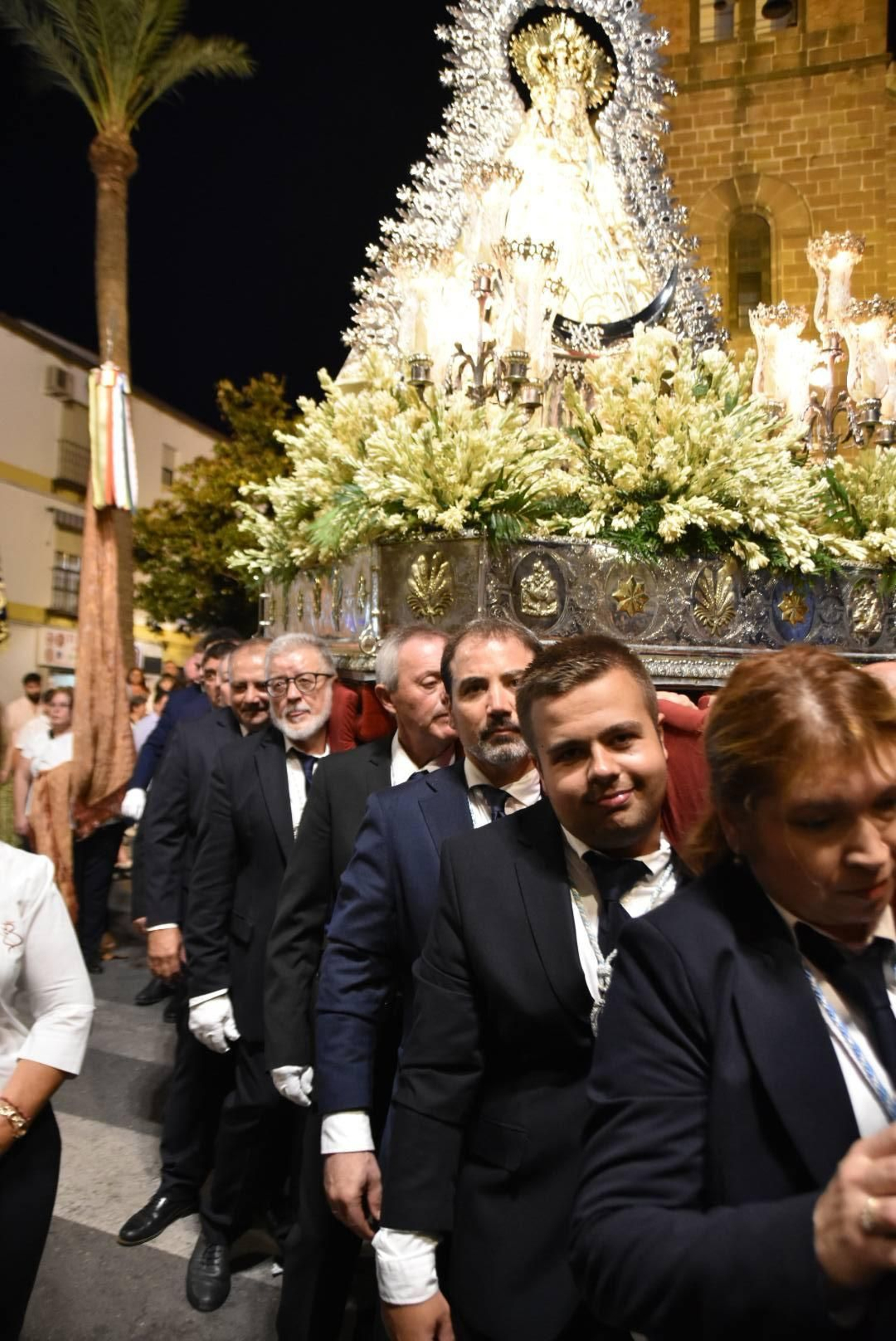 Procesión de la Virgen de la Estrella en Villa del Río.