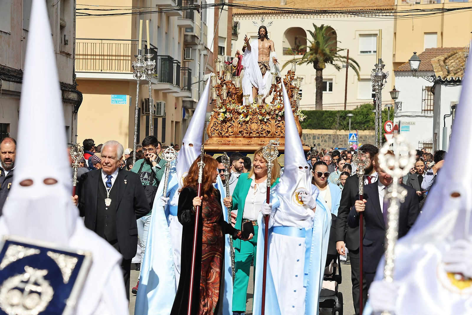 Imágenes de El Resucitado por el barrio de La Hispanidad
