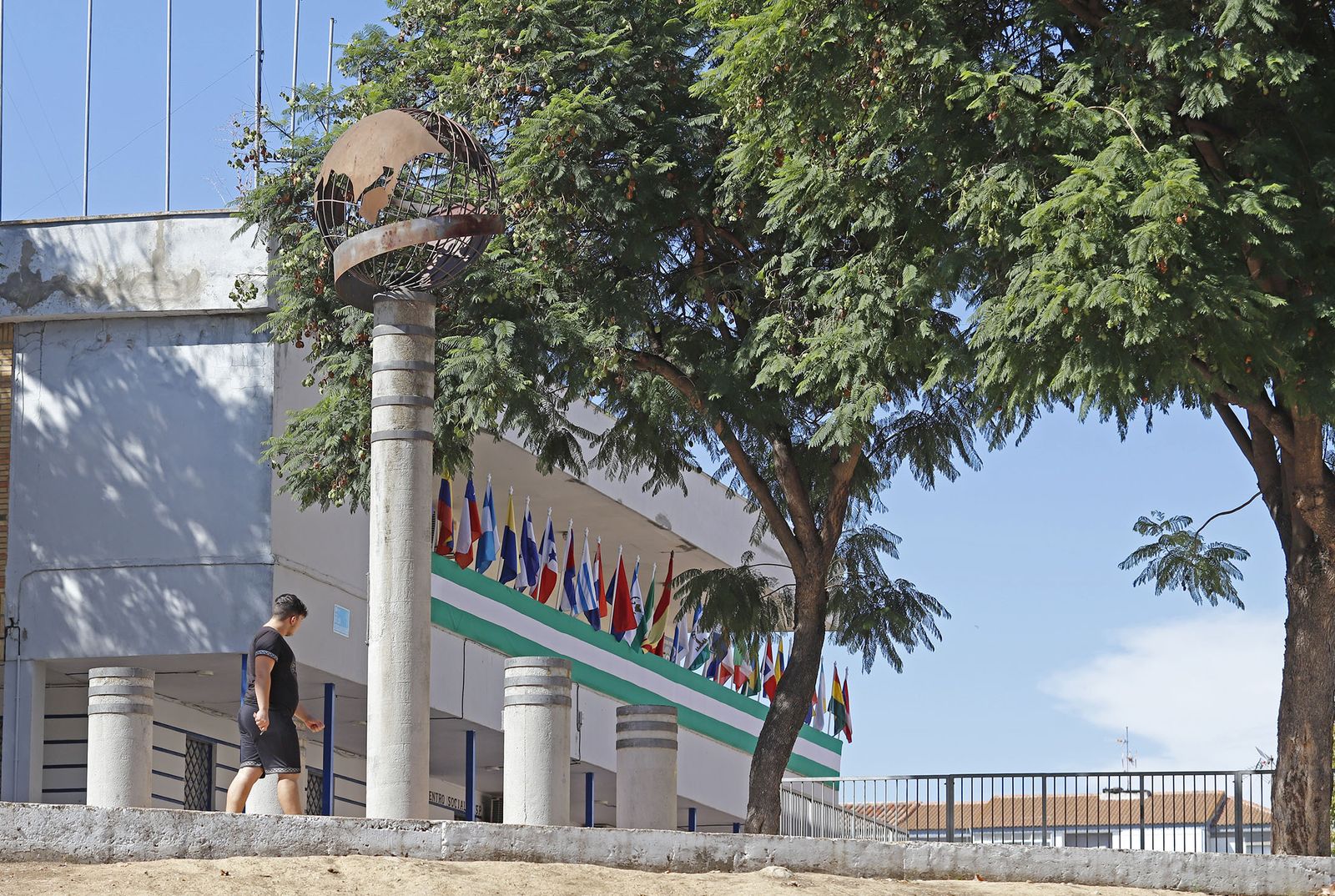 Imágenes del lunes 11 de octubre en Huelva