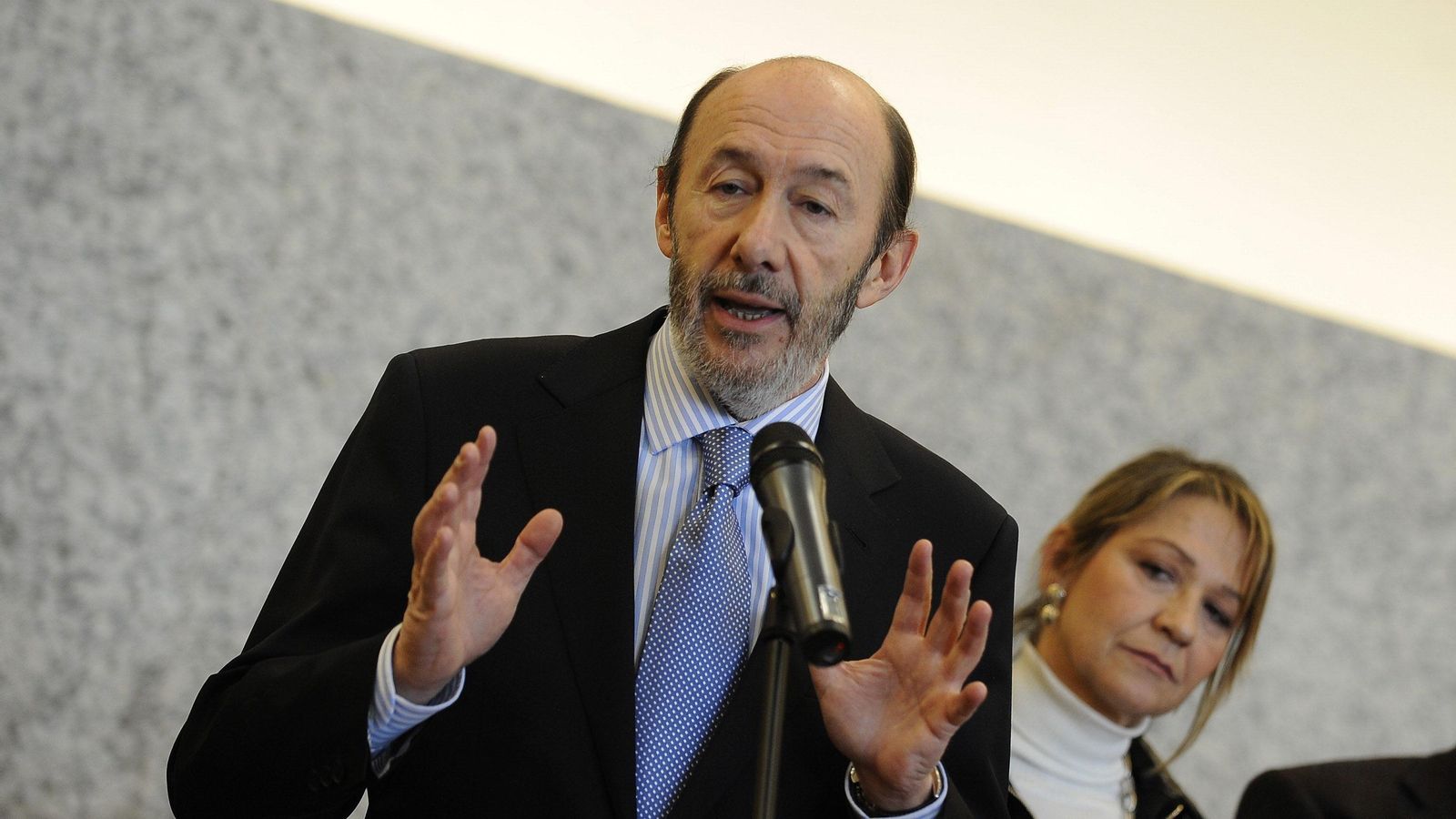 Alfredo Pérez Rubalcaba fue uno de los primeros políticos nacionales que utilizaron las redes sociales para captar nuevos votantes.