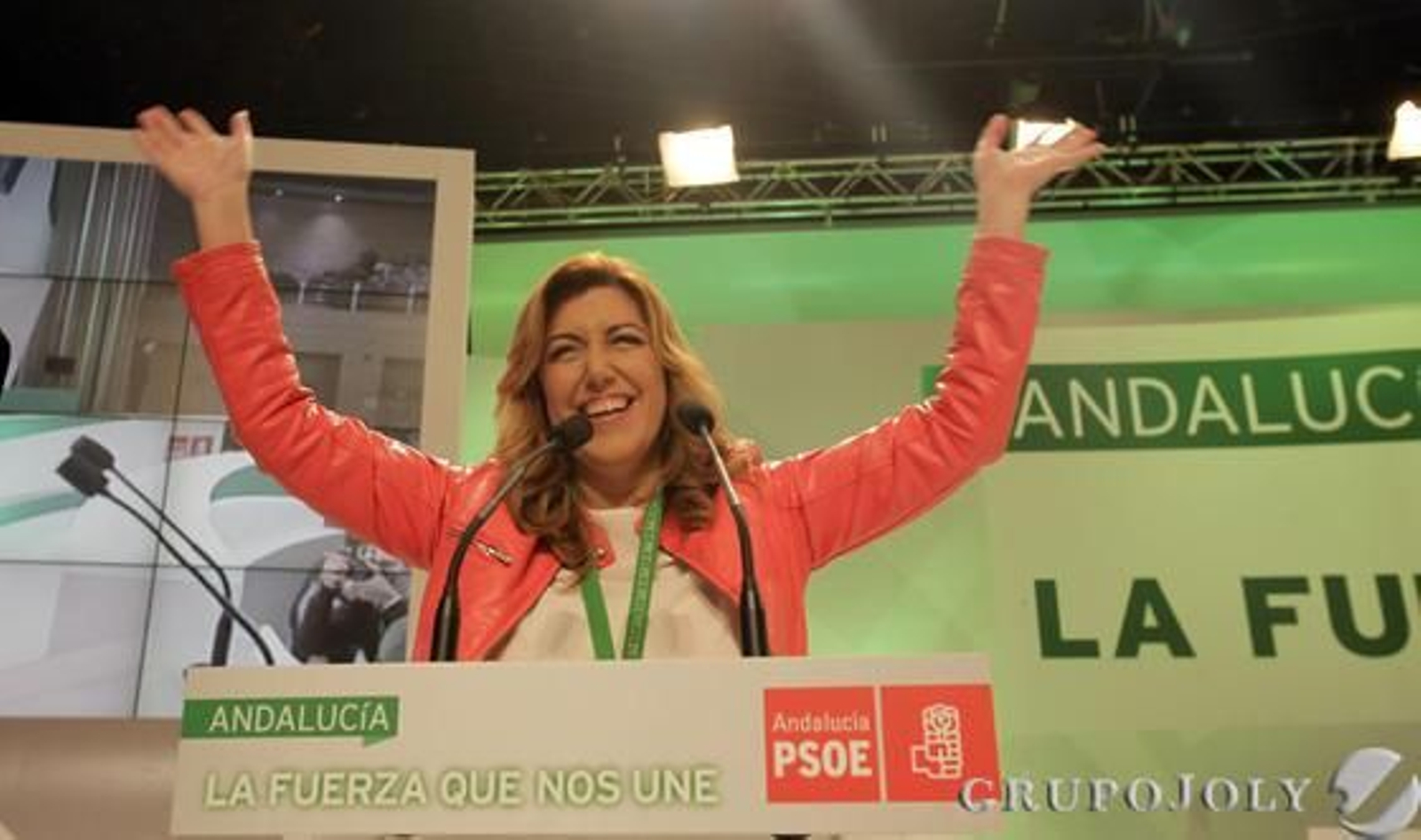 Aplausos a Susana Díaz.

Foto: L. Rivas