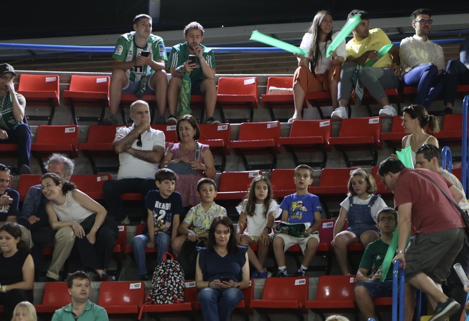 Búscate en el o Betis Granada de baloncesto