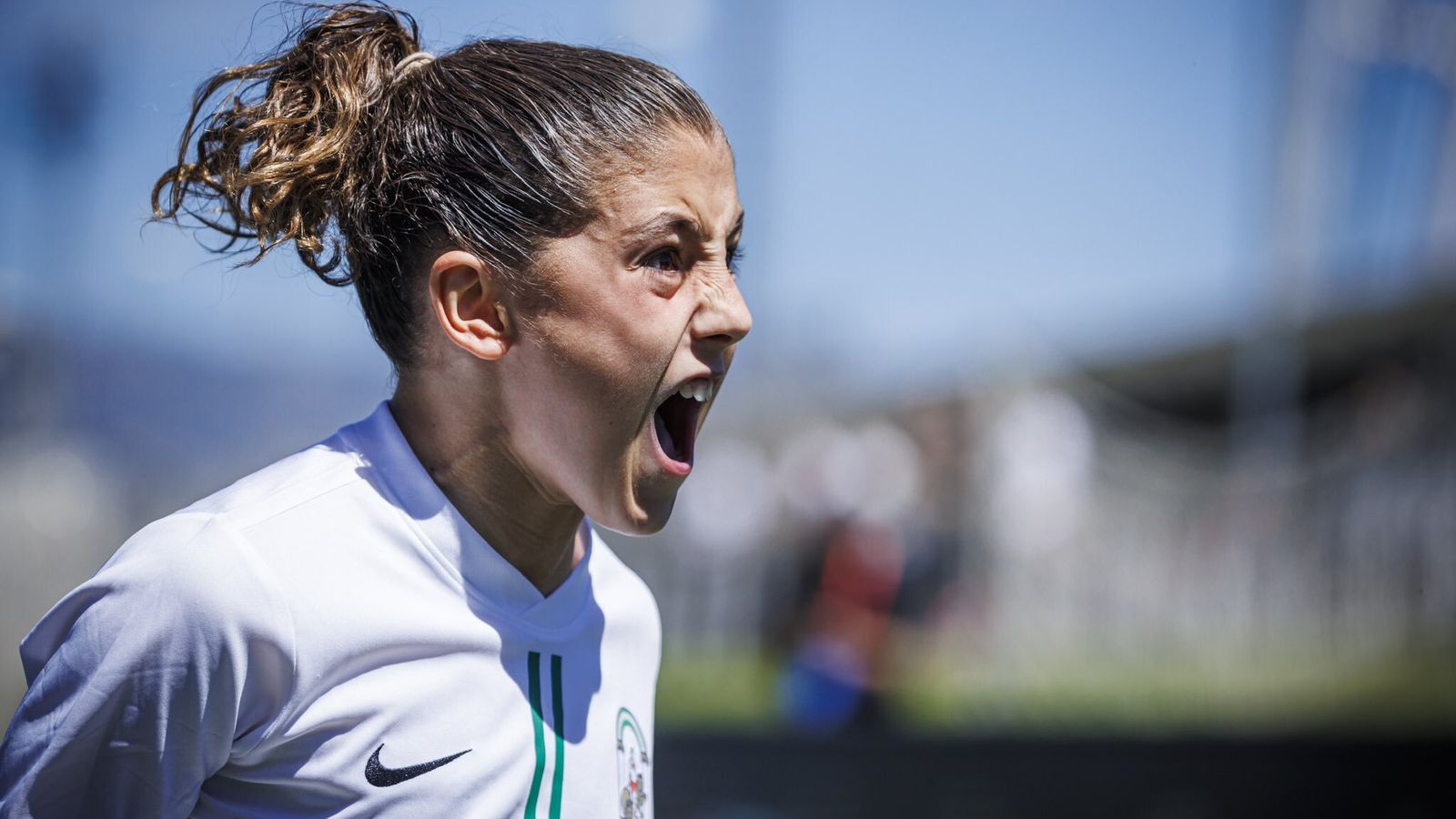 El bético Tiago Polo grita gol.