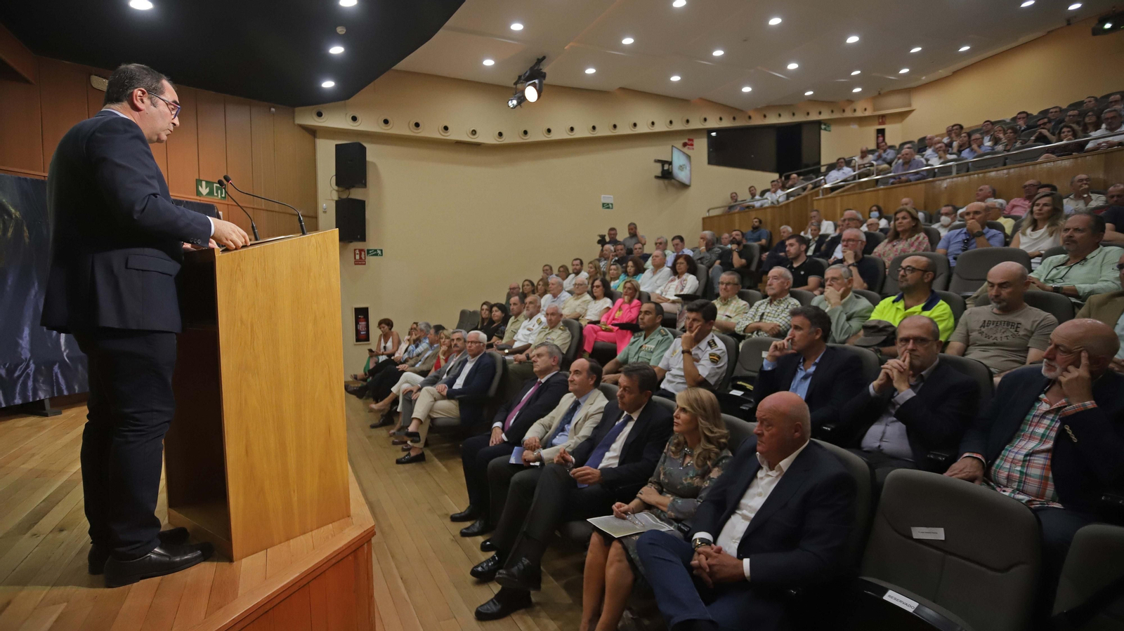 Fotos de la presentación del cuadro 'La Batalla de Algeciras' de Augusto Ferrer-Dalmau para el Puerto de Algeciras