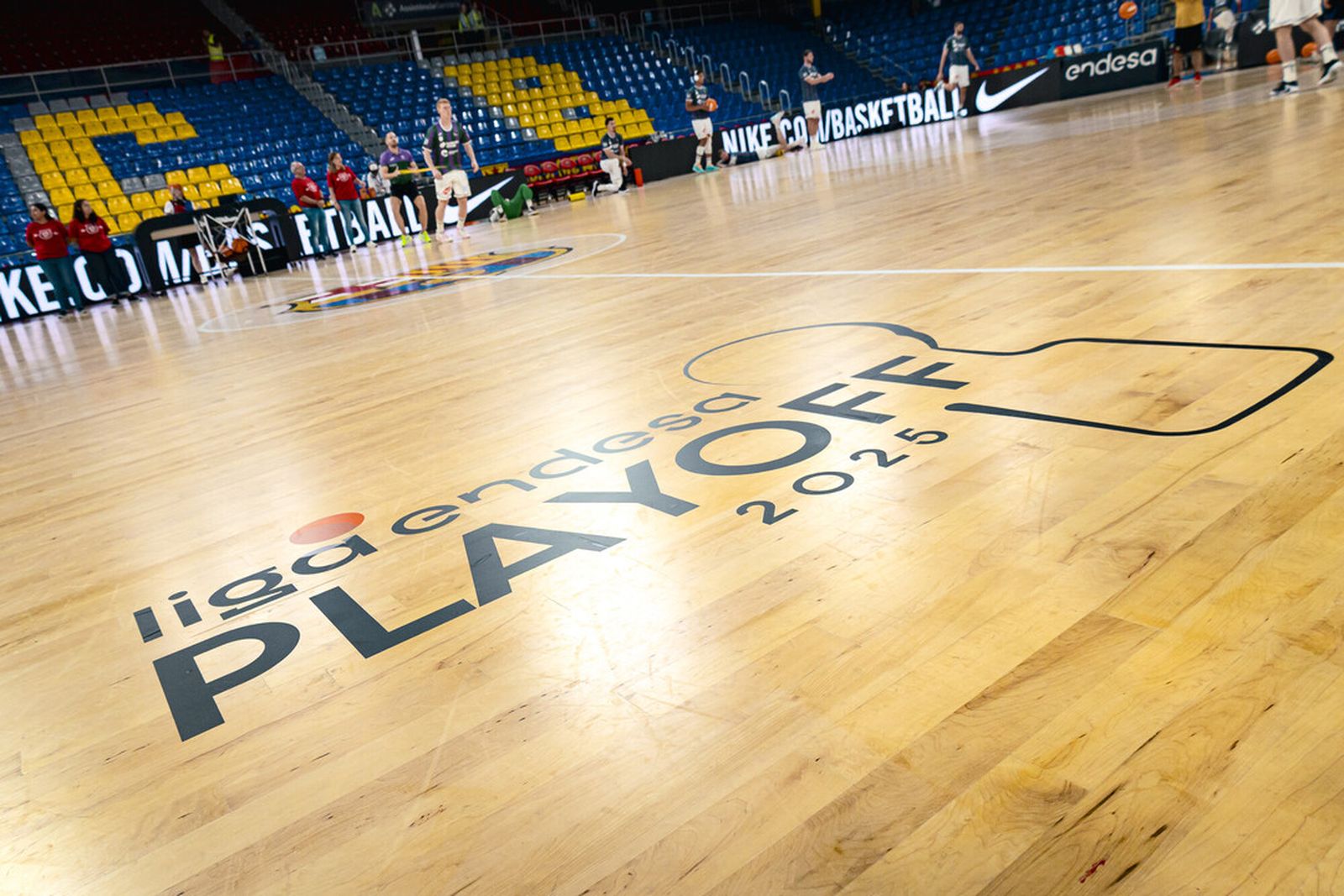 Barça-Unicaja: Calentamiento en el Palau Blaugrana