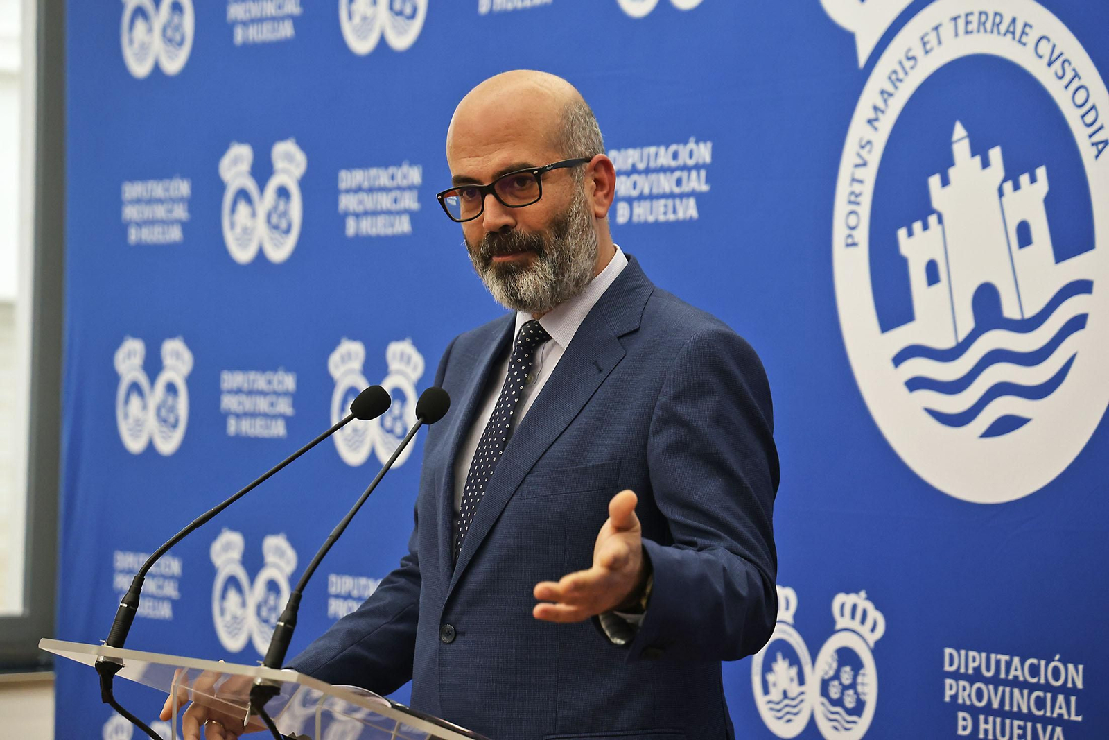 Imágenes de la presentación la Guía de Semana Santa de Huelva Información 2025