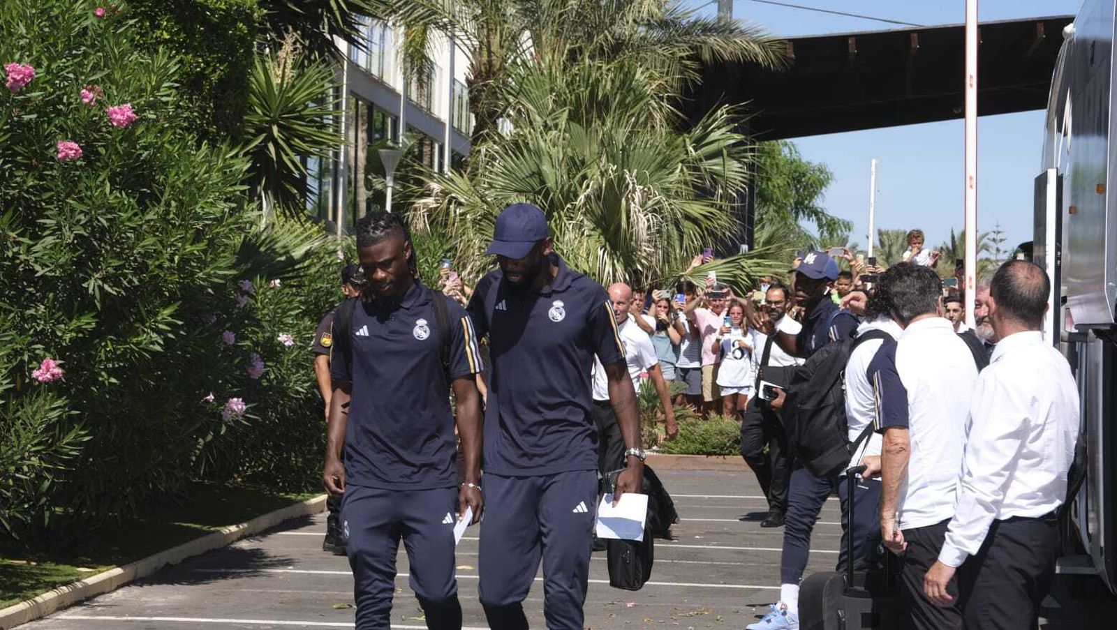 La llegada del Real Madrid a Almería en imágenes