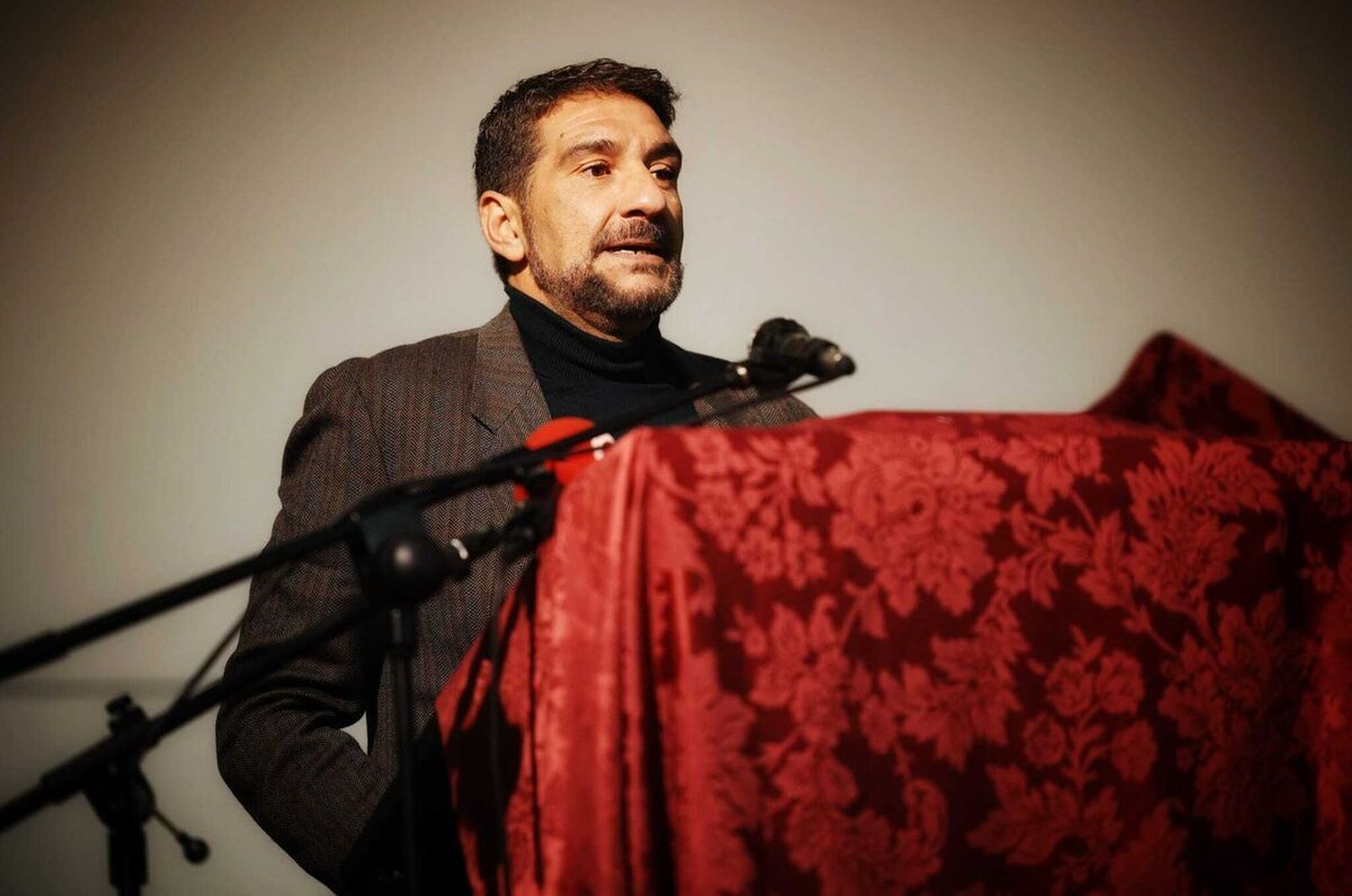 Francisco Javier Salguero Bocanegra, durante el acto en el que fue presentado como pregonero de la Semana Santa portuense.