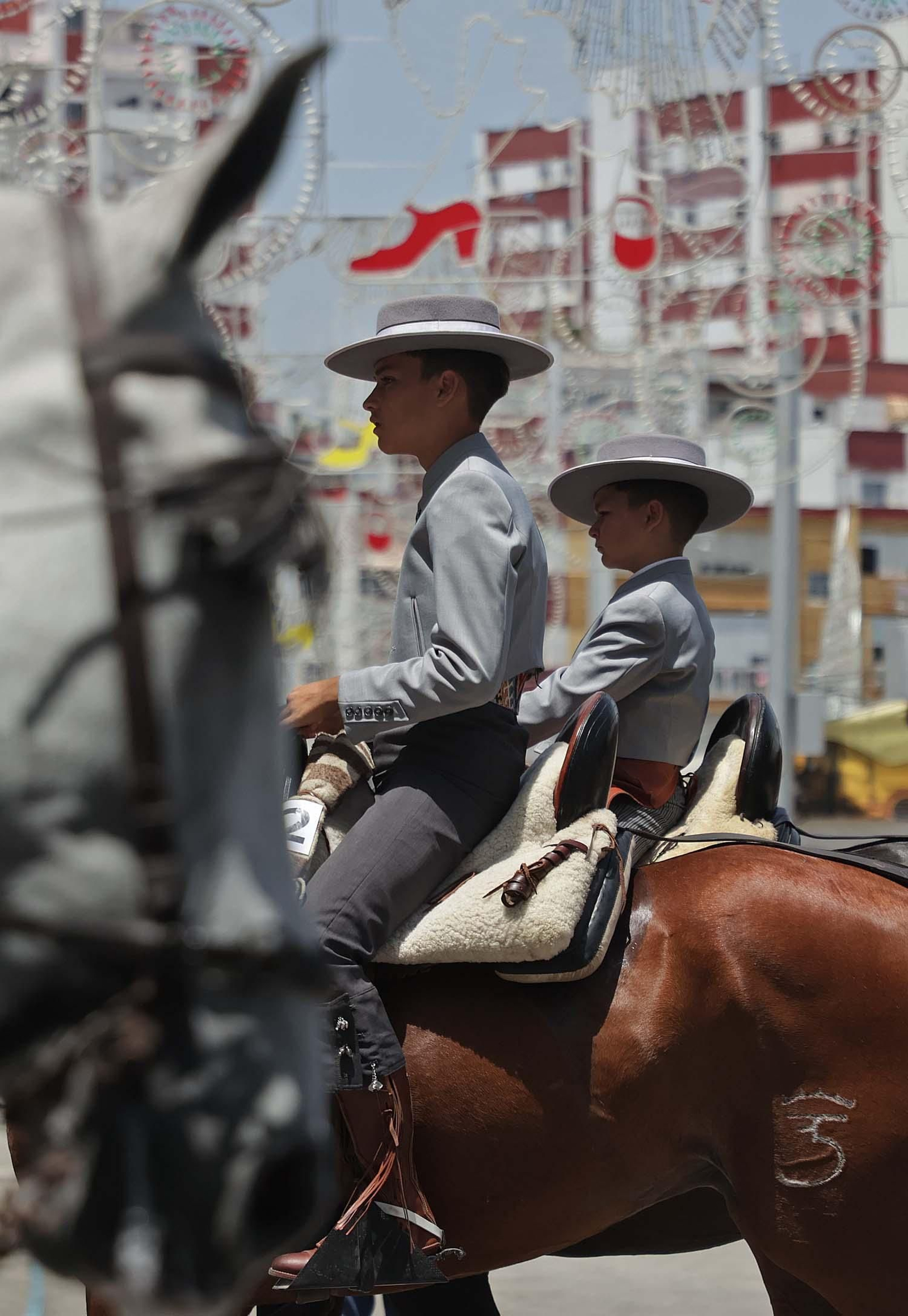 Fotos del tradicional concurso 'Paseo a Caballo' en la Feria Real de Algeciras 2025 Fotos del tradicional concurso 'Paseo a Caballo' en la Feria Real de Algeciras 2025