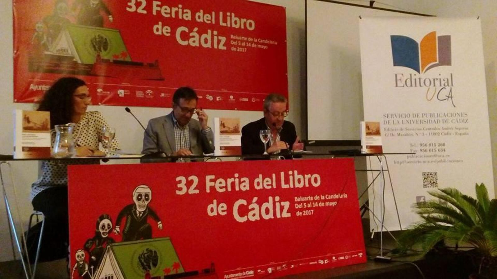 Presentación del libro 'Poder, contrapoder y sus representaciones”'. en la Feria del Libro de Cádiz.