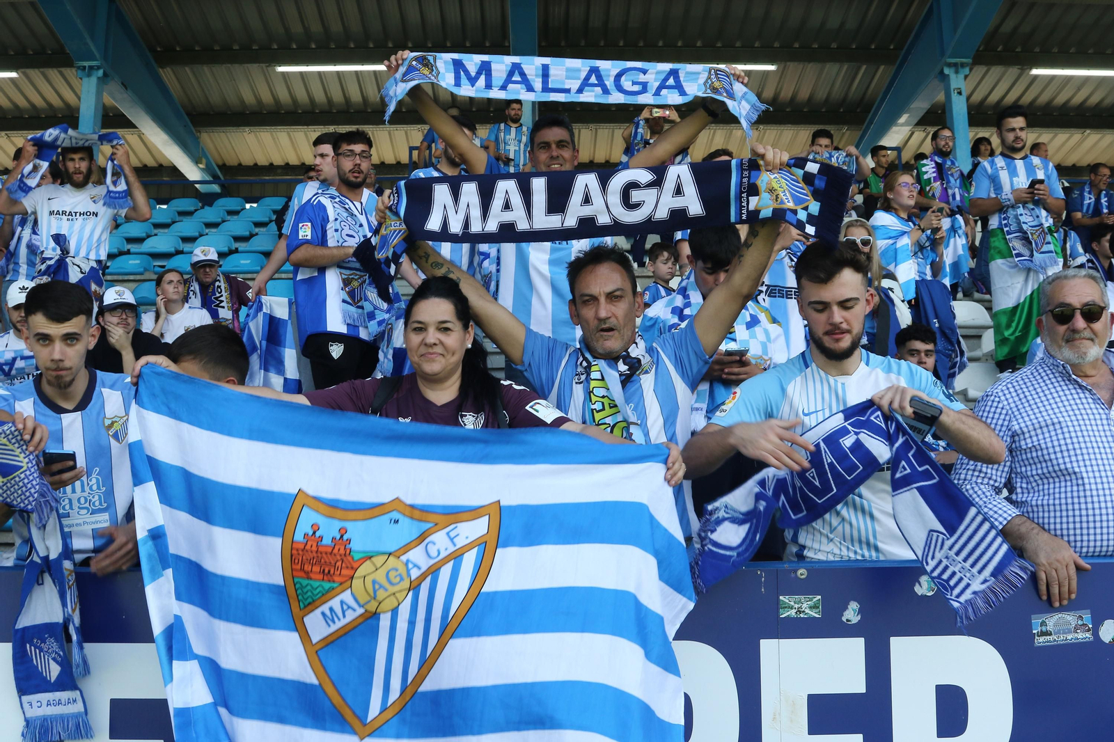 El Ponferradina-Málaga CF, en fotos