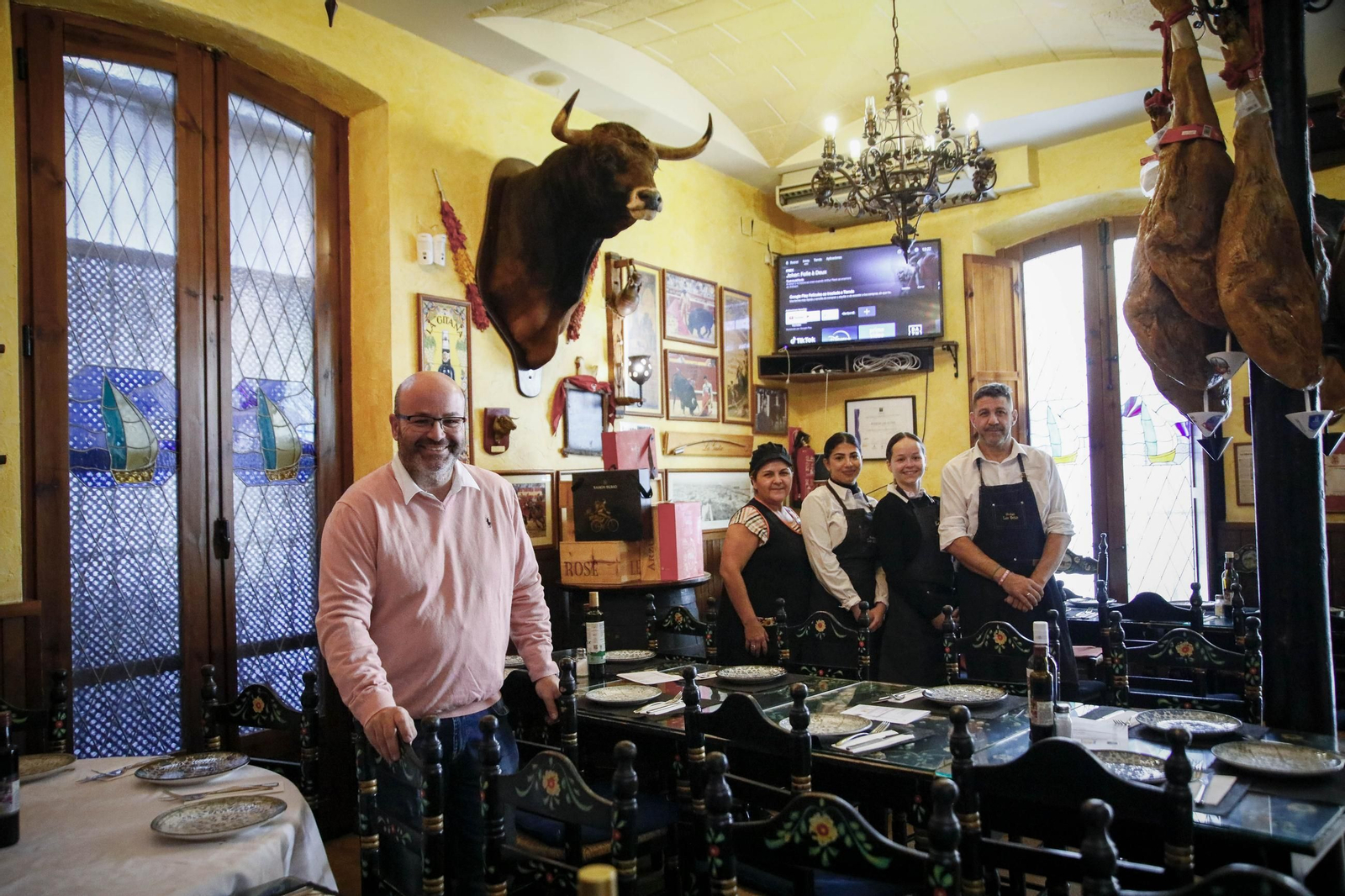 Bodegas y tabernas castizas de Almería, en imágenes