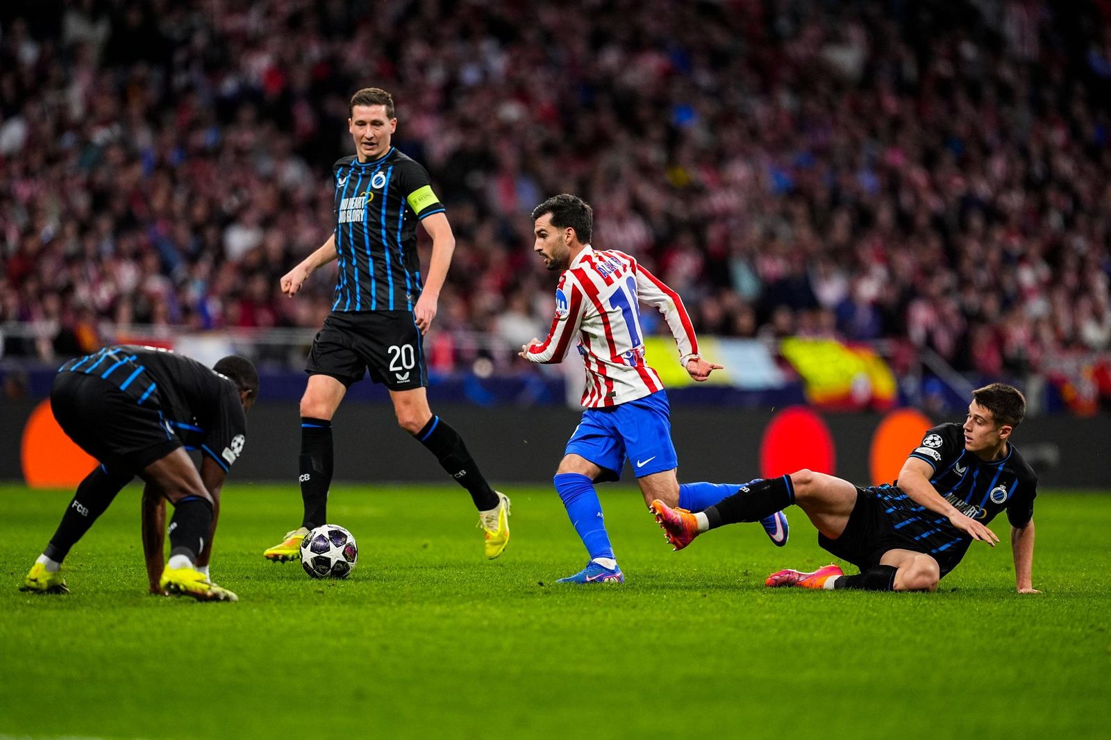 Las fotos del Atlético de Madrid - Brujas